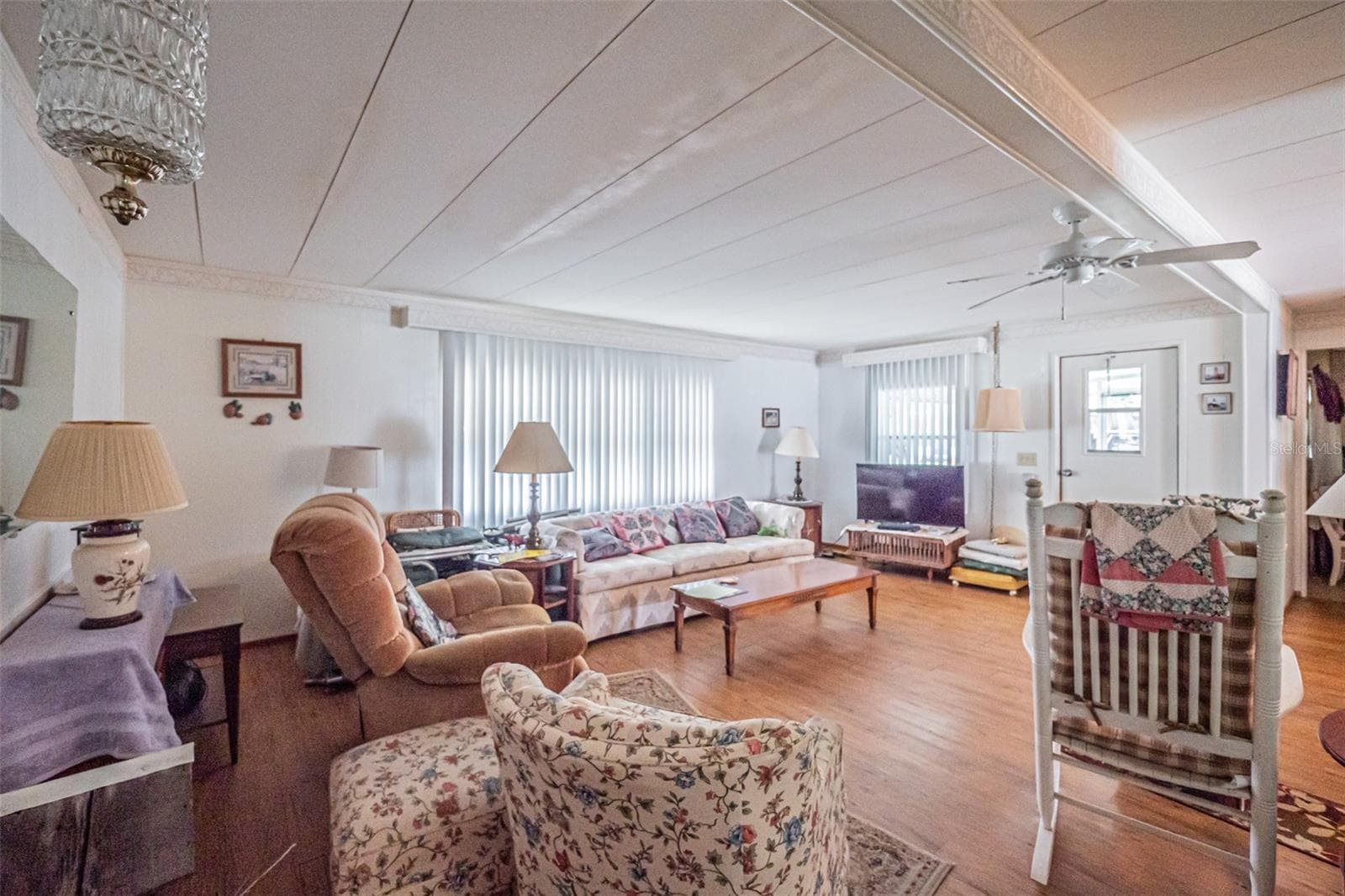 Mobile Home at 613 SANDPIPER DR, LEESBURG, photo 3 of 26