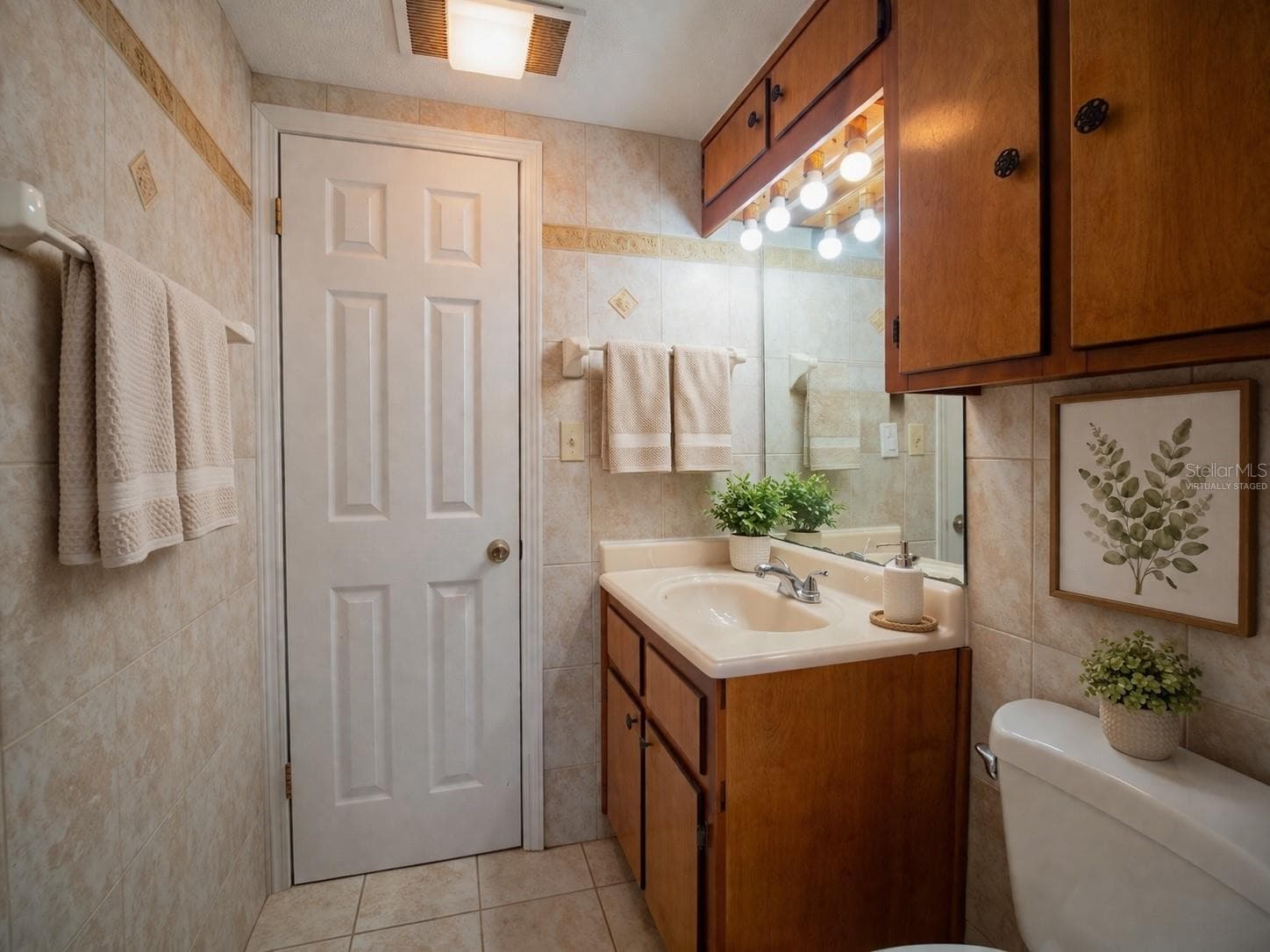 Hall Bath"virtually staged" - 7893 S US HIGHWAY 441, LAKE CITY