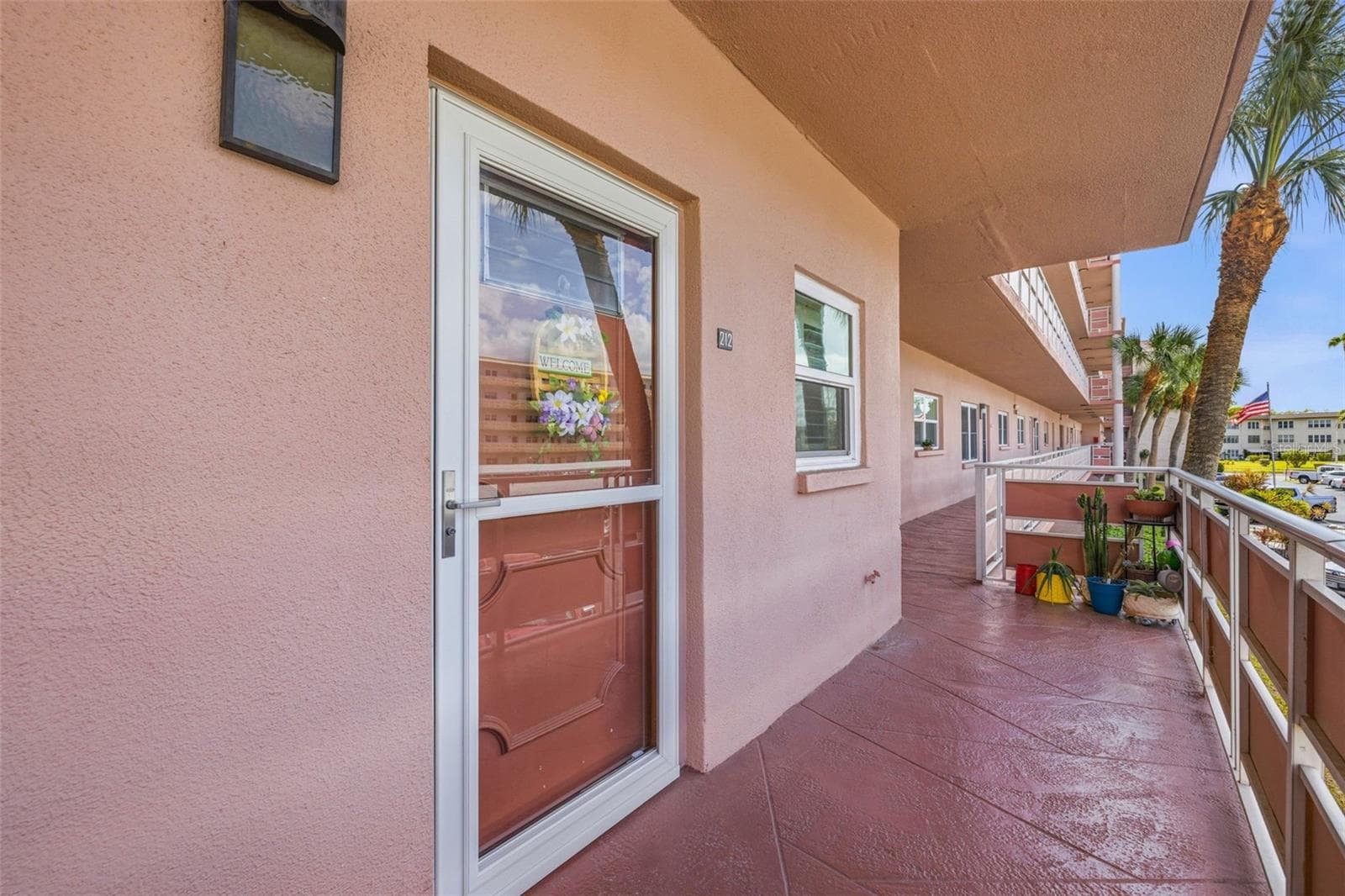 Private entry walkway at Five Towns condo - 5521 80TH ST N #212, ST PETERSBURG