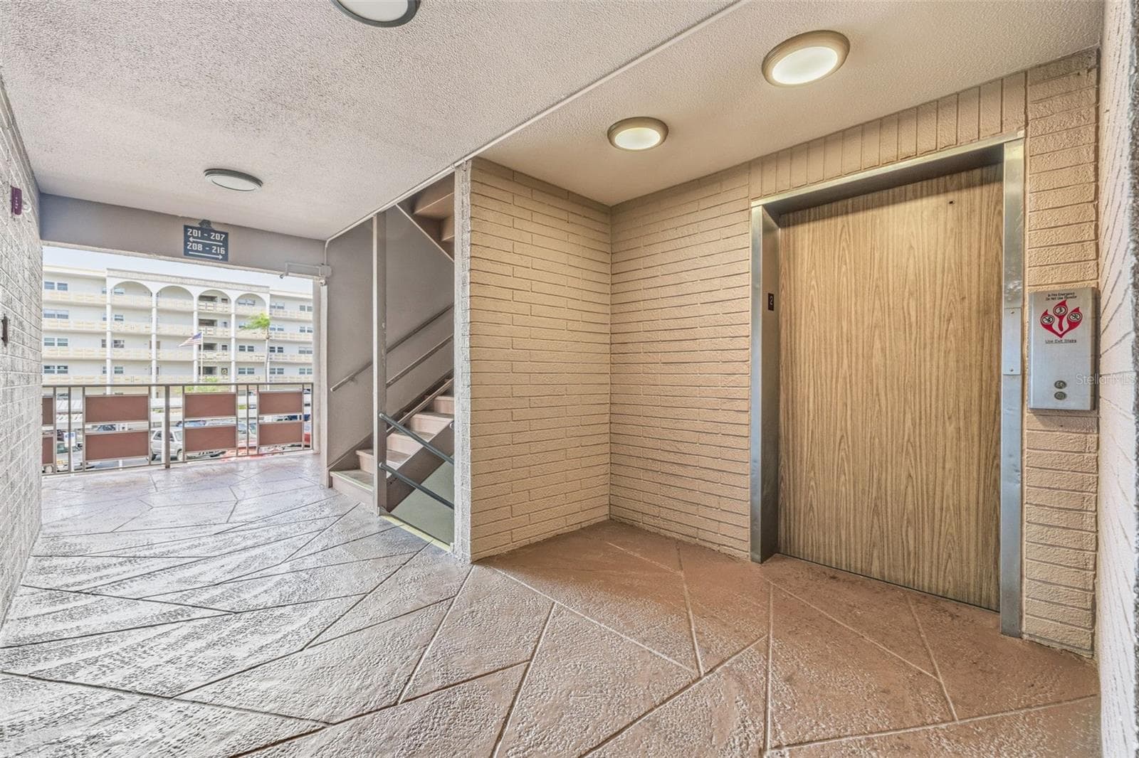 Elevator access in Emory Building Five Towns - 5521 80TH ST N #212, ST PETERSBURG