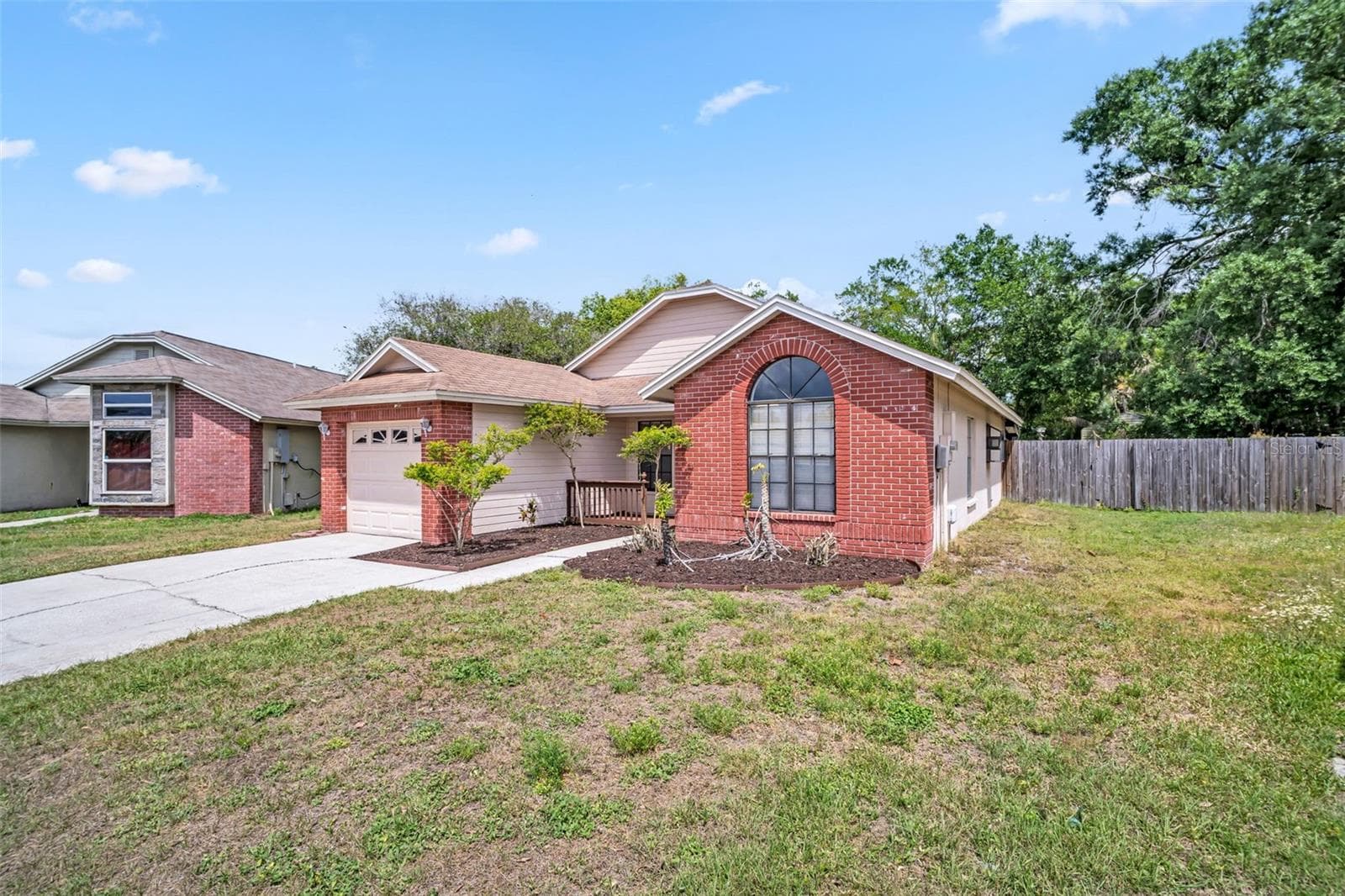 Single Family Residence at 5341 SOUTHWICK DR, TAMPA, photo 2 of 50