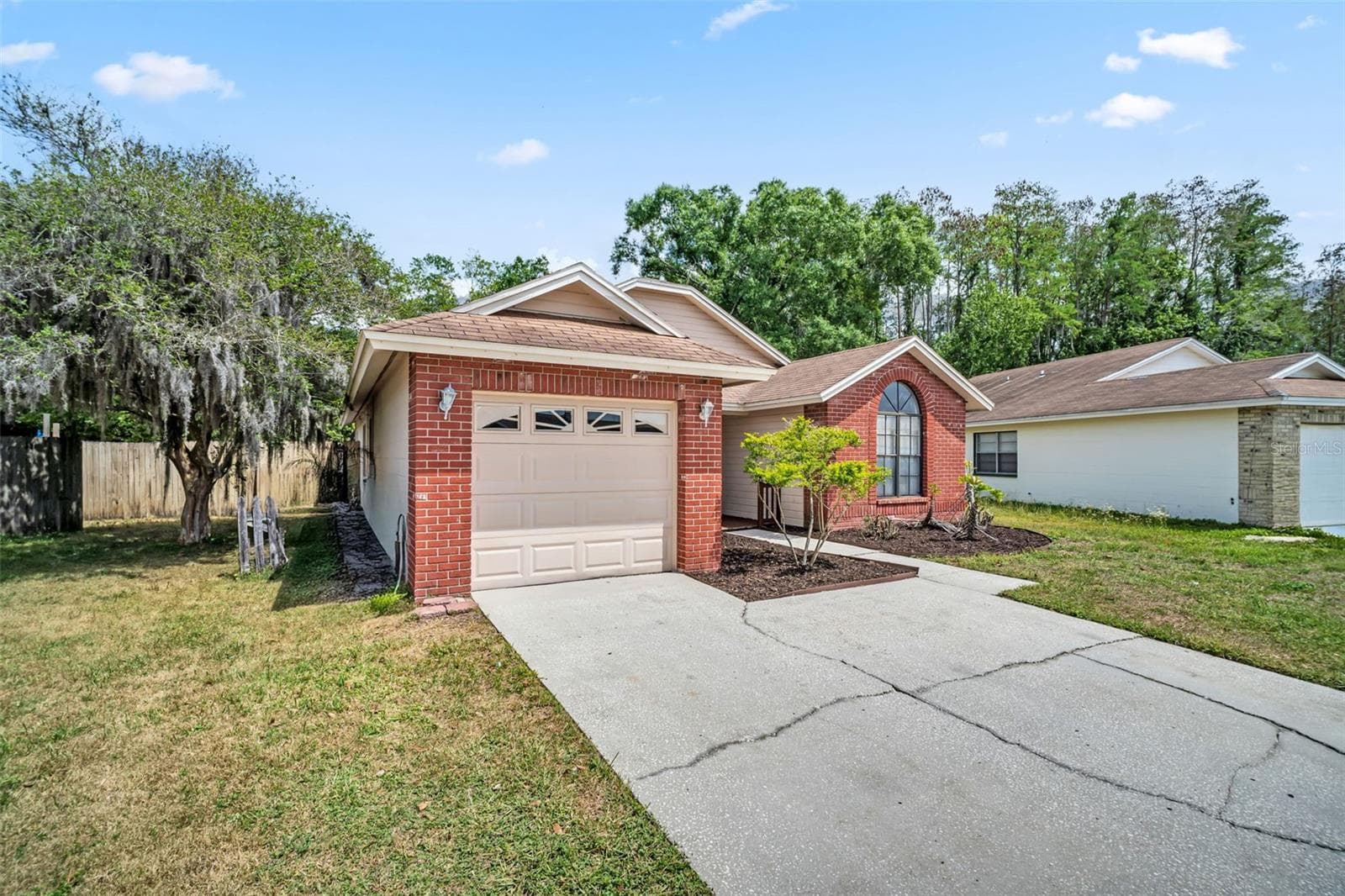 Single Family Residence at 5341 SOUTHWICK DR, TAMPA, photo 3 of 50