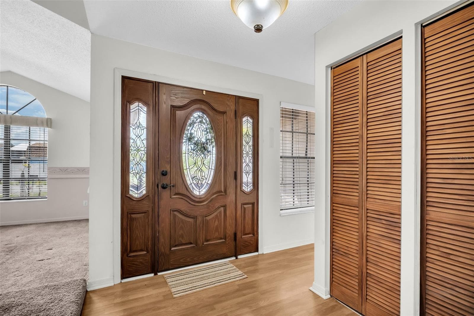 Single Family Residence at 5341 SOUTHWICK DR, TAMPA, photo 4 of 50