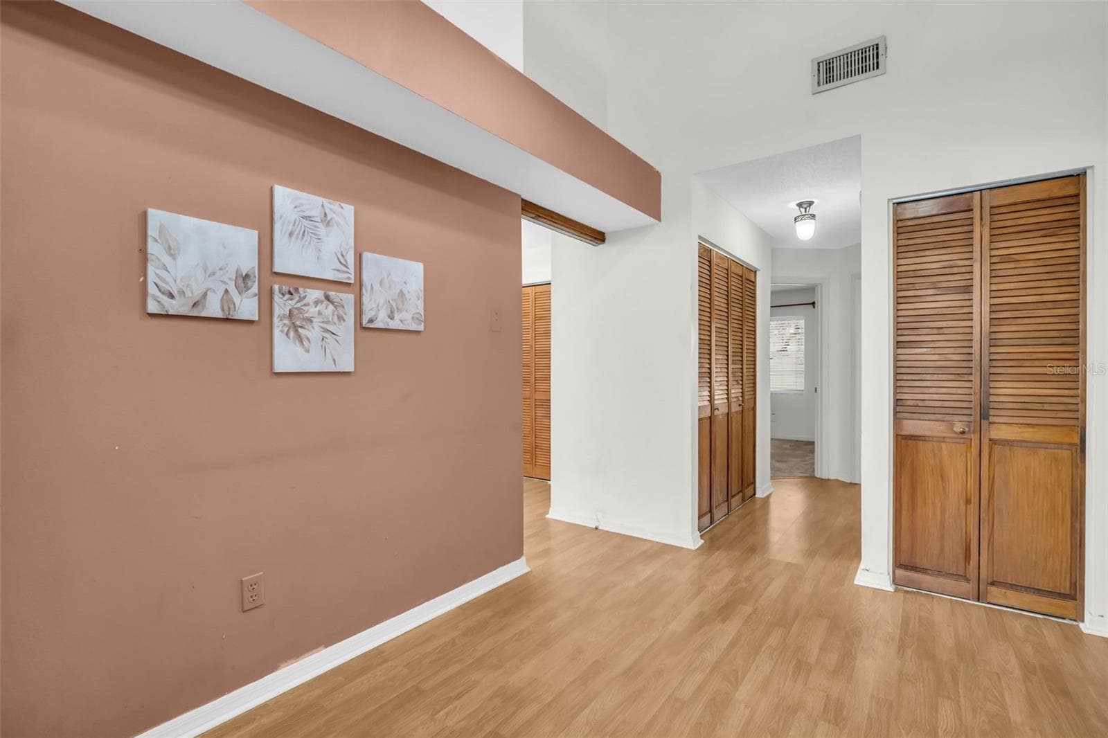 Single Family Residence at 5341 SOUTHWICK DR, TAMPA, photo 21 of 50