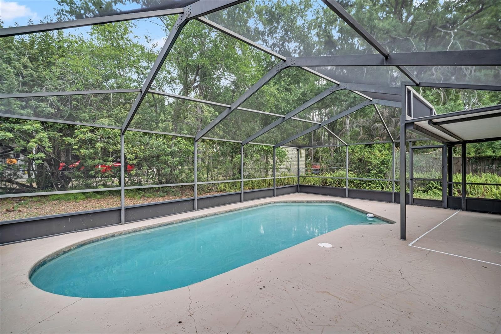 Single Family Residence at 5341 SOUTHWICK DR, TAMPA, photo 32 of 50