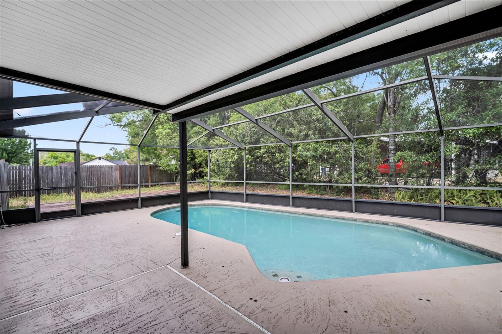 Single Family Residence at 5341 SOUTHWICK DR, TAMPA, photo 33 of 50