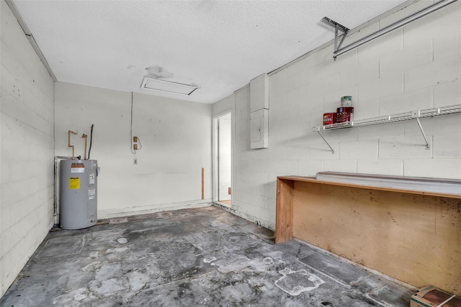 Single Family Residence at 5341 SOUTHWICK DR, TAMPA, photo 37 of 50
