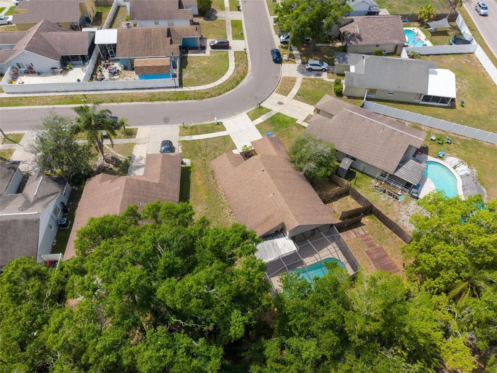 Single Family Residence at 5341 SOUTHWICK DR, TAMPA, photo 40 of 50