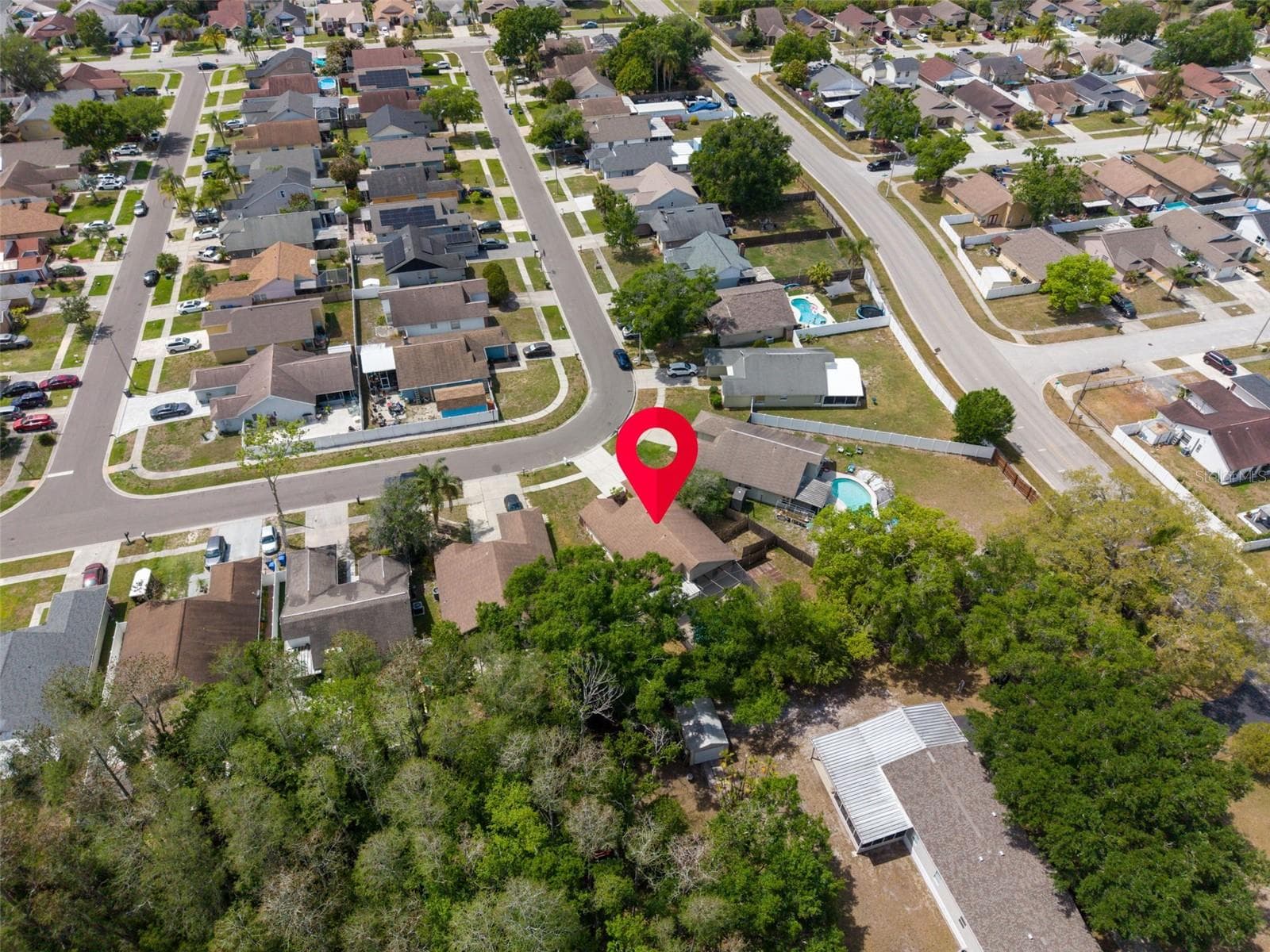 Single Family Residence at 5341 SOUTHWICK DR, TAMPA, photo 44 of 50