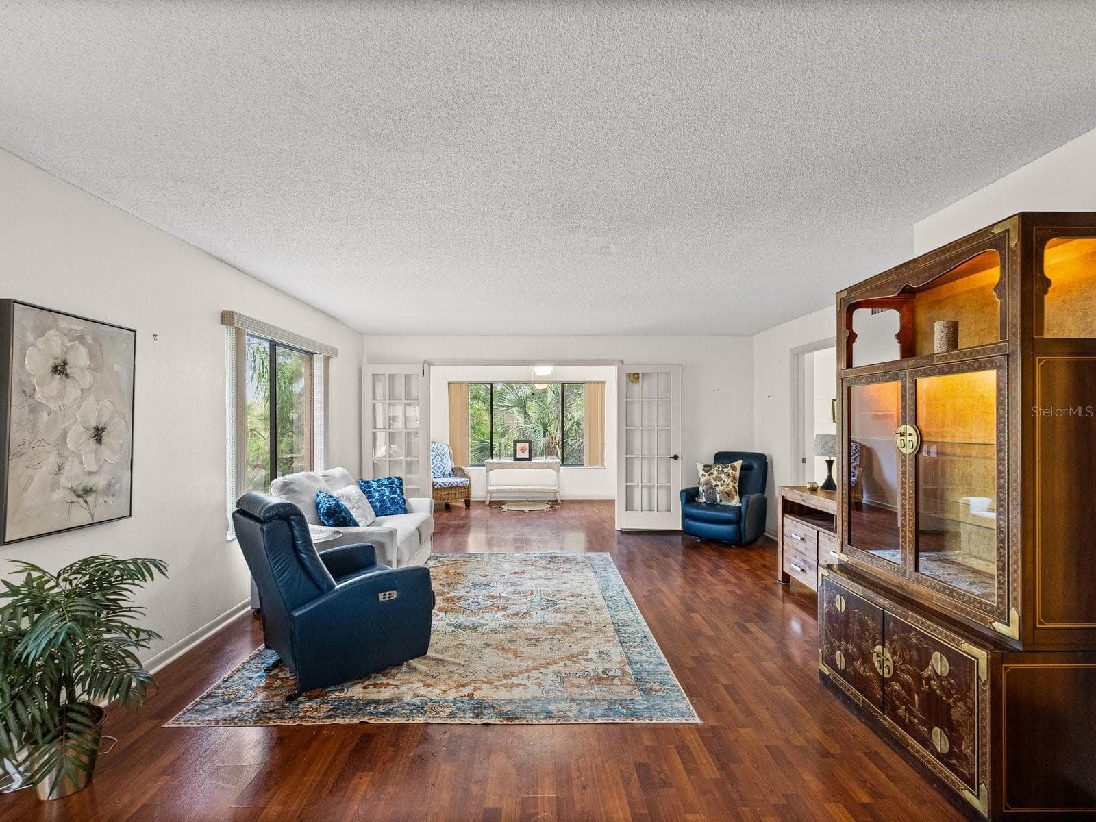 Spacious Living Room - 3078 EASTLAND BLVD #309, CLEARWATER