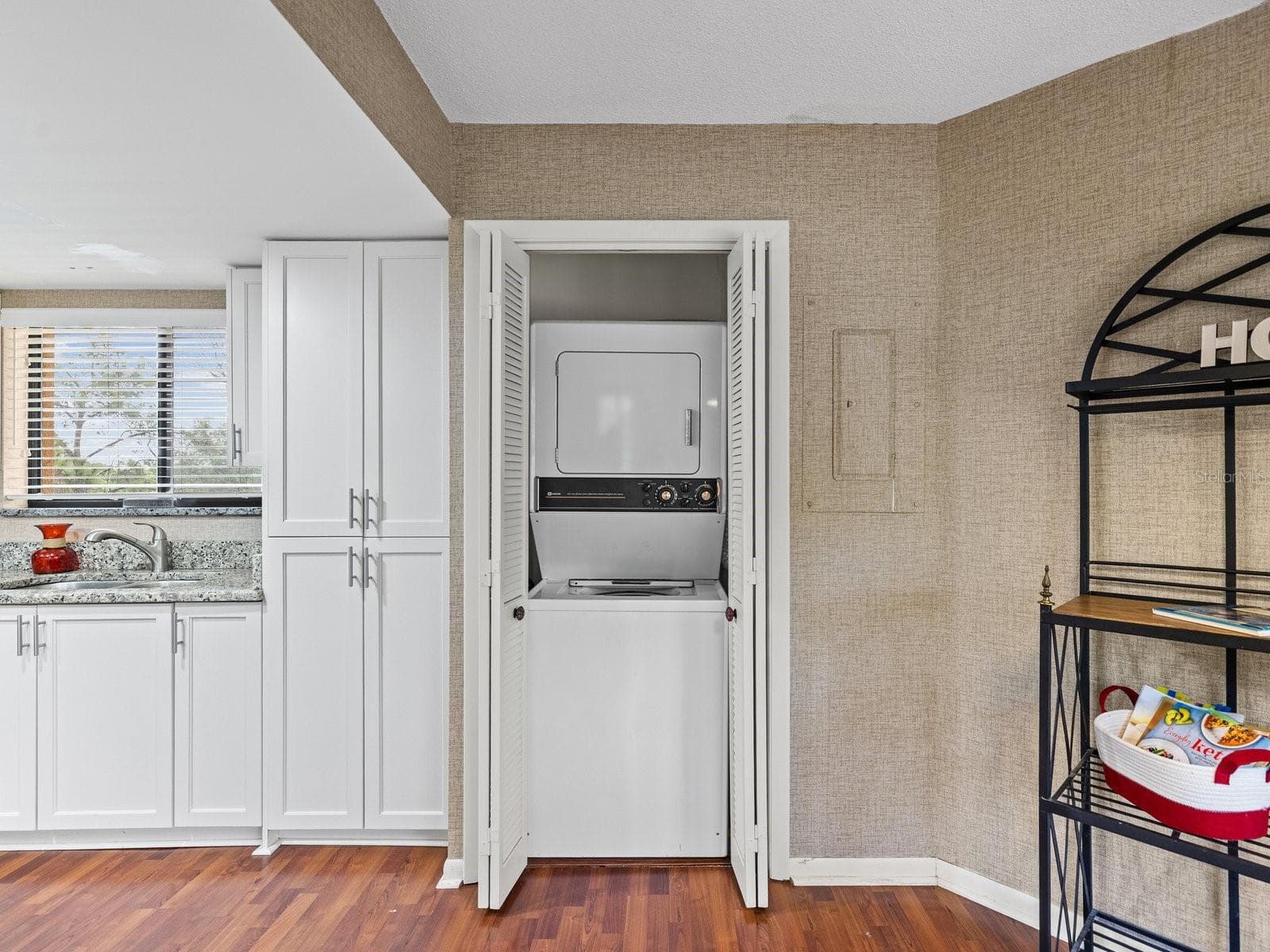Laundry Closet - 3078 EASTLAND BLVD #309, CLEARWATER