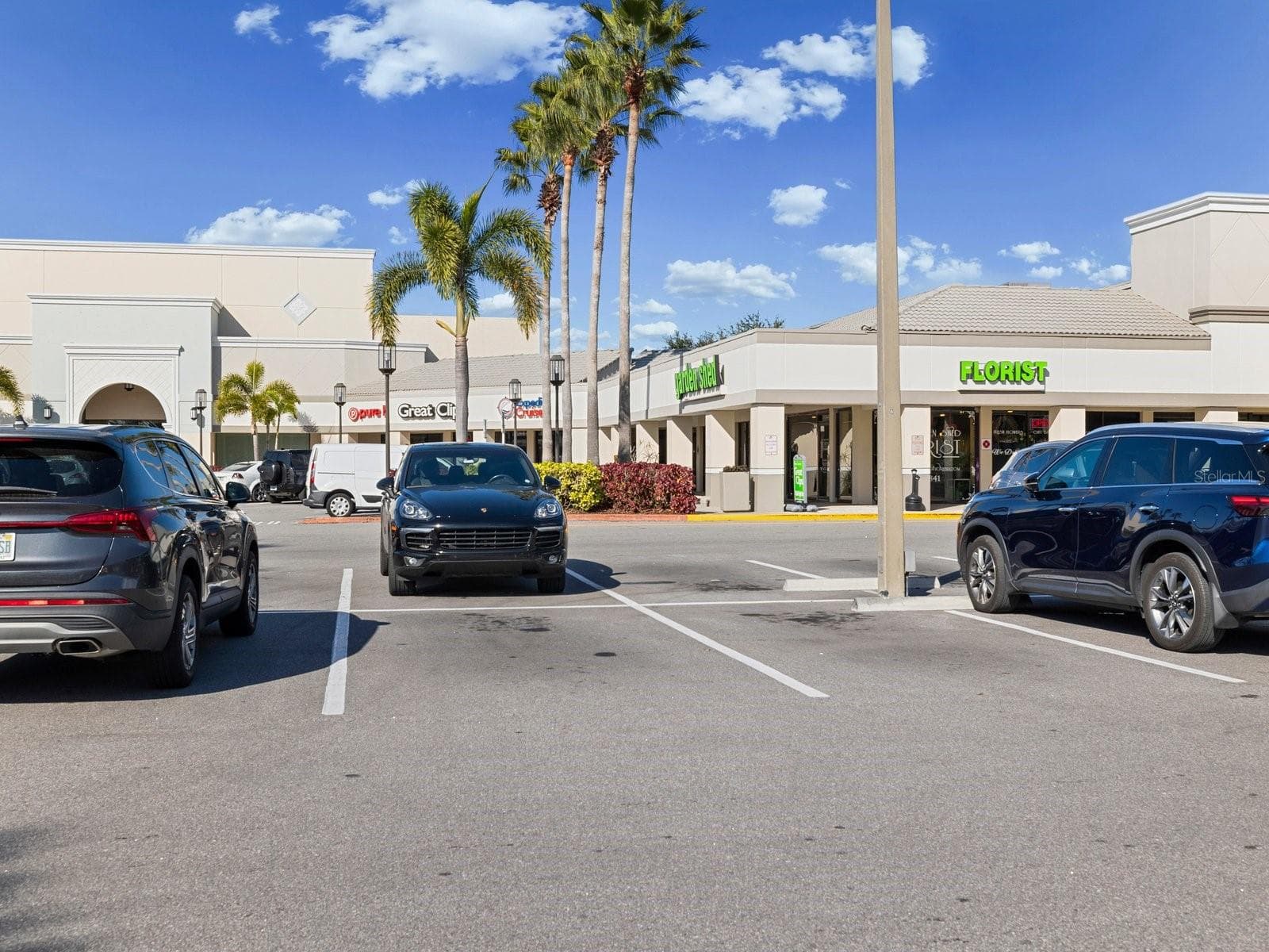 Publix grocery - 3078 EASTLAND BLVD #309, CLEARWATER