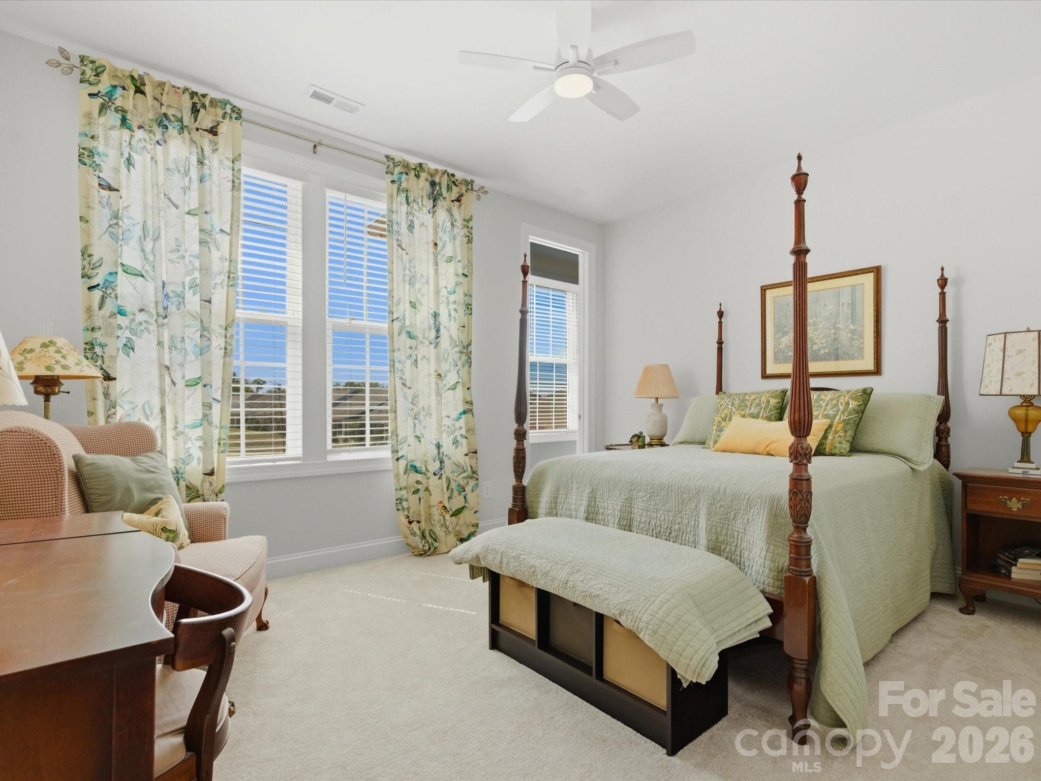 Single Family Residence at 7117 Jolly Brook Drive, Charlotte, photo 5 of 48