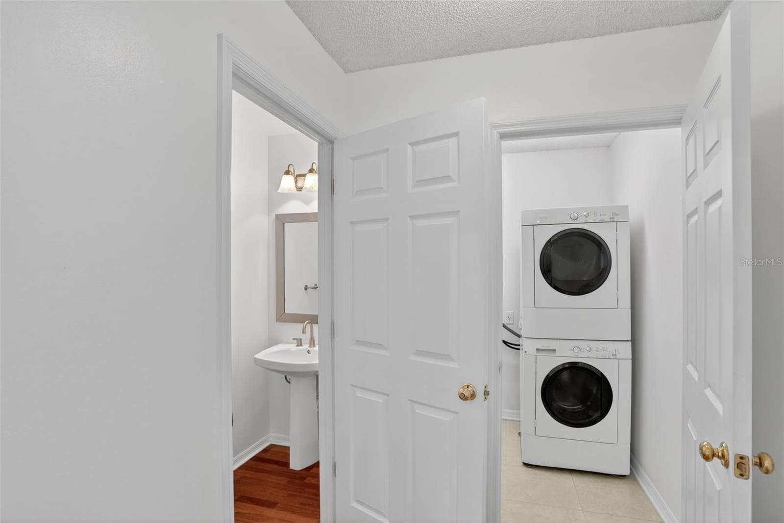 Single Family Residence at 2809 RUNYON CIR, ORLANDO, photo 7 of 56