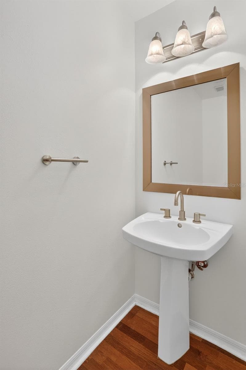 Single Family Residence at 2809 RUNYON CIR, ORLANDO, photo 8 of 56