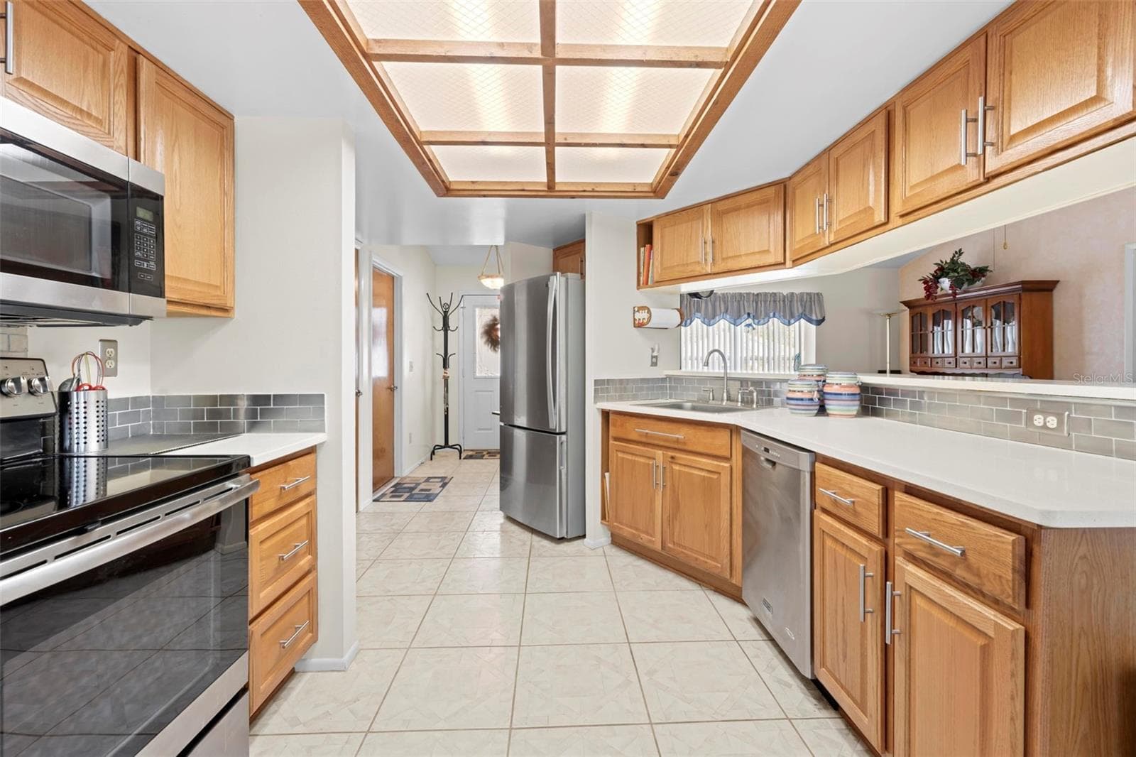 Single Family Residence at 13378 DRAYTON DR, SPRING HILL, photo 18 of 50