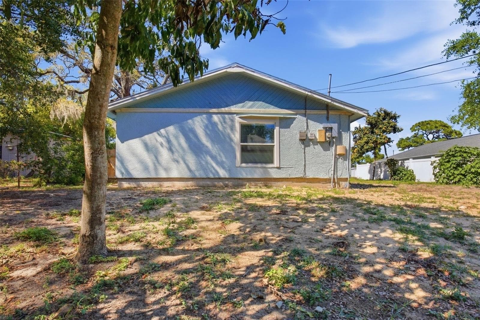 Single Family Residence at 728 E SPRUCE ST, TARPON SPRINGS, photo 33 of 35
