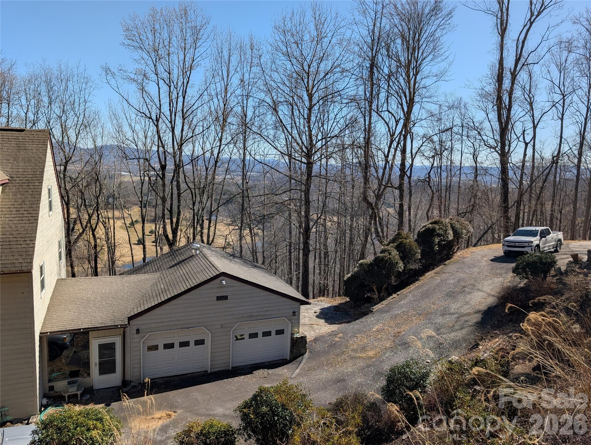 Single Family Residence at 4 Wild Dogwood Trail, Mills River, photo 4 of 41