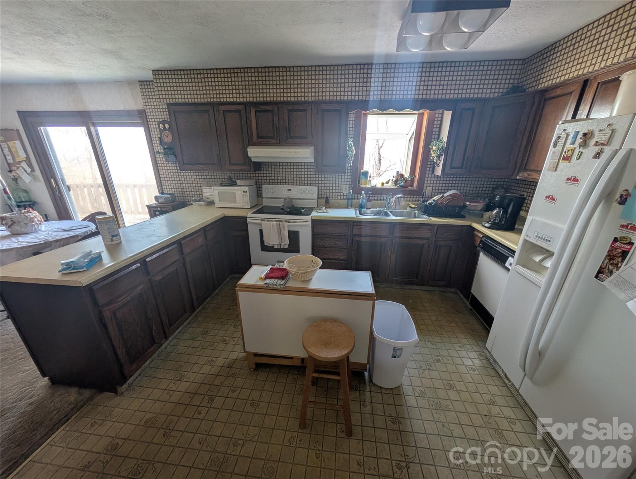 Single Family Residence at 4 Wild Dogwood Trail, Mills River, photo 23 of 41