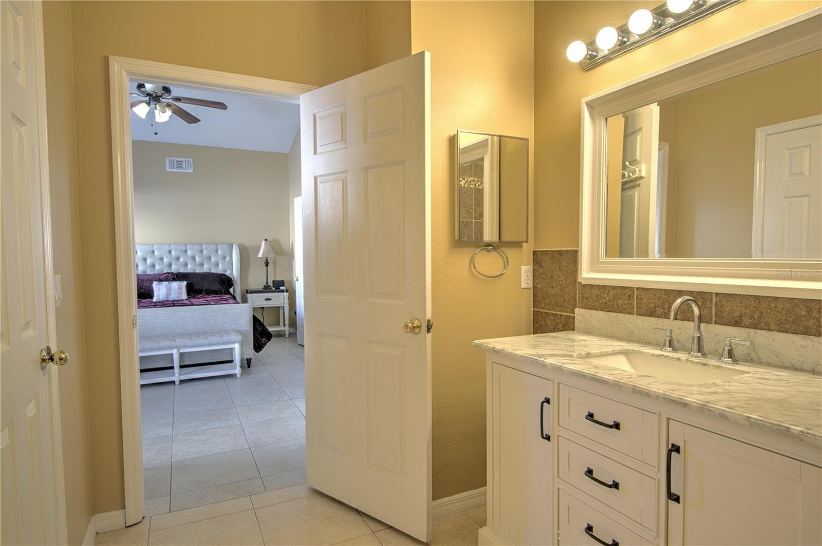 Single Family Residence at 684 YORKSHIRE DR, OVIEDO, photo 23 of 37