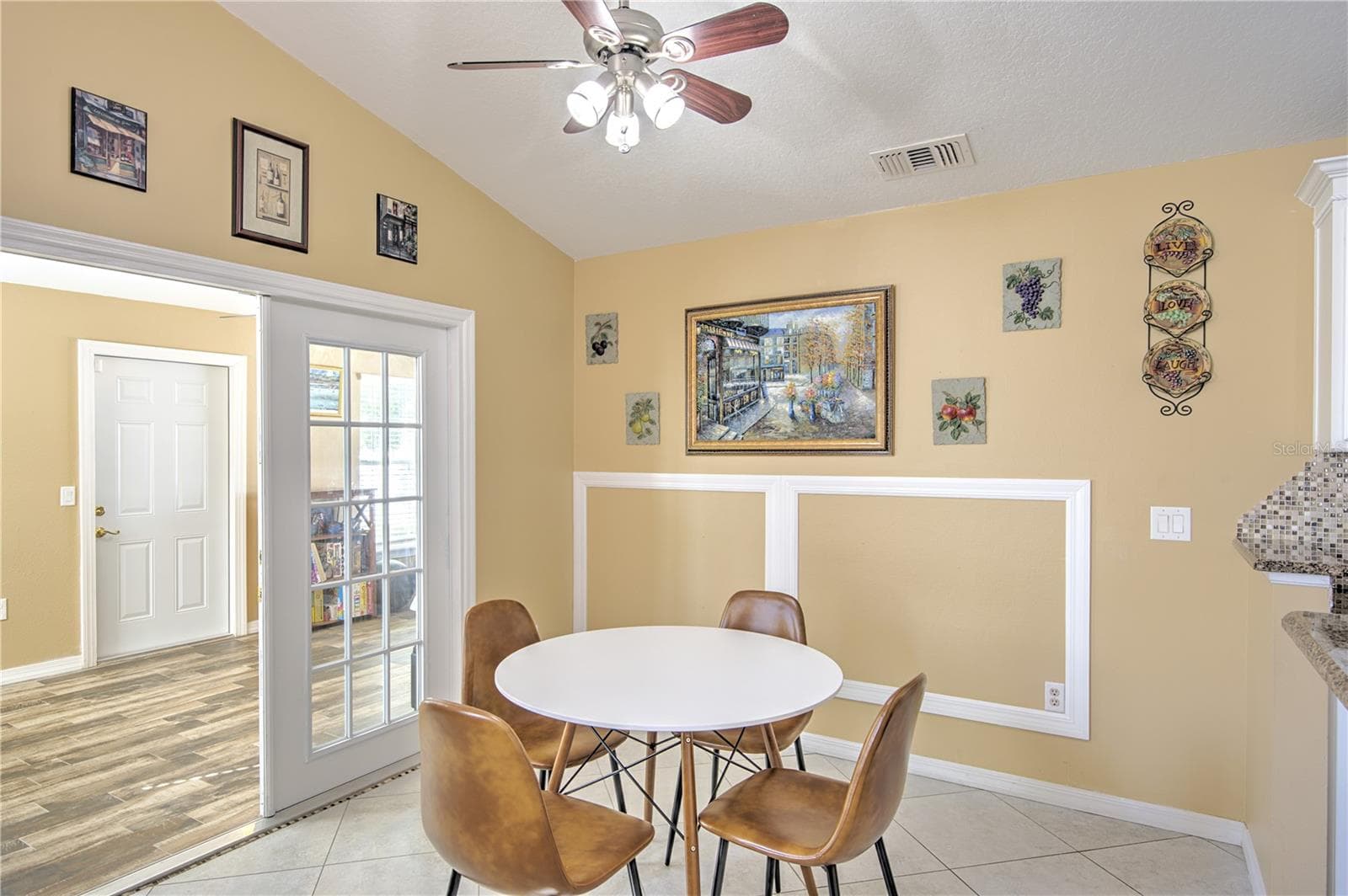 Single Family Residence at 684 YORKSHIRE DR, OVIEDO, photo 28 of 37