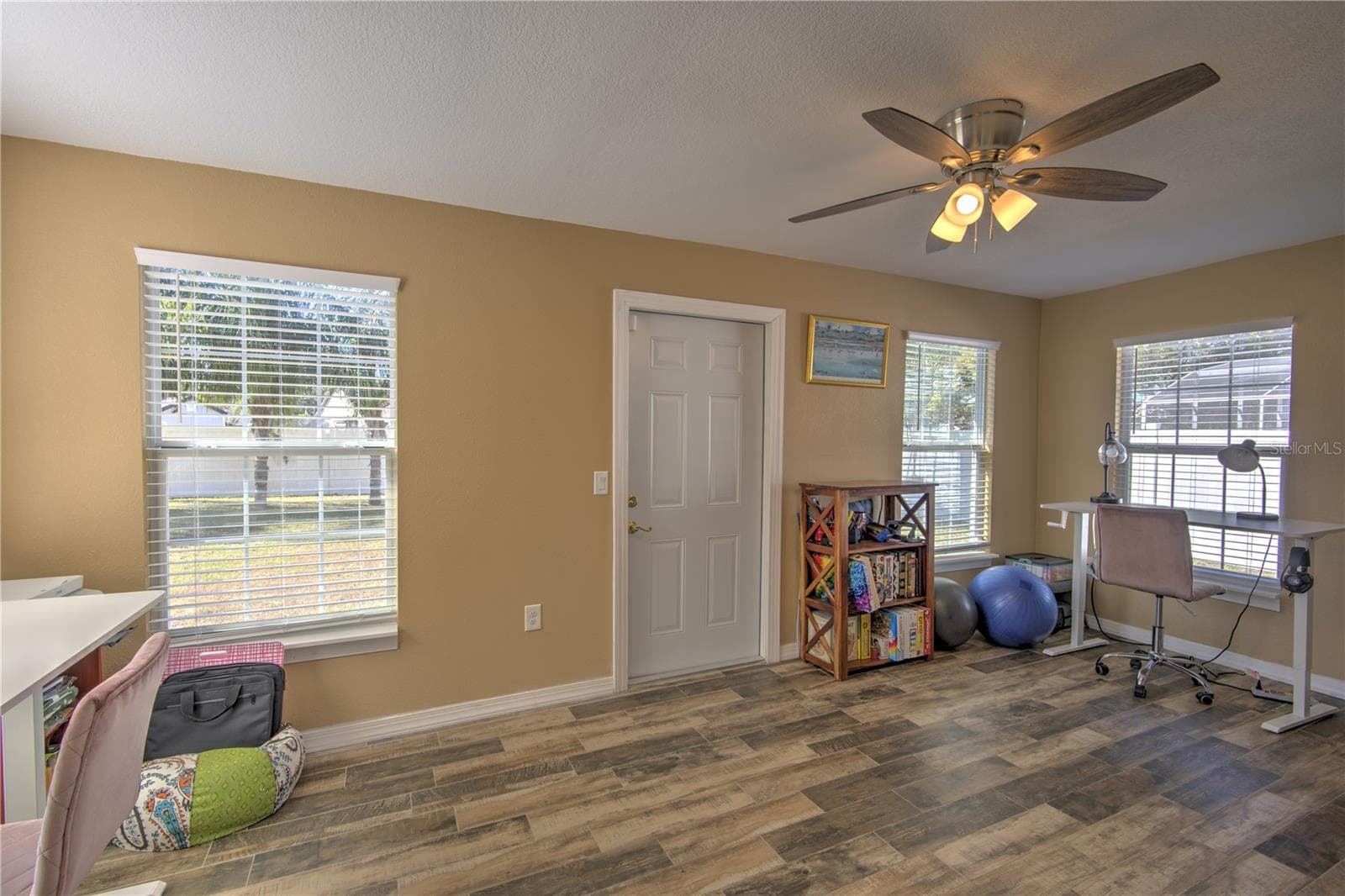 Single Family Residence at 684 YORKSHIRE DR, OVIEDO, photo 29 of 37