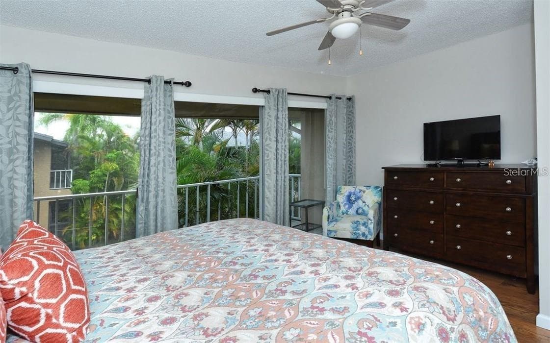 Townhouse at 2946 CLARK RD #2946, SARASOTA, photo 15 of 34