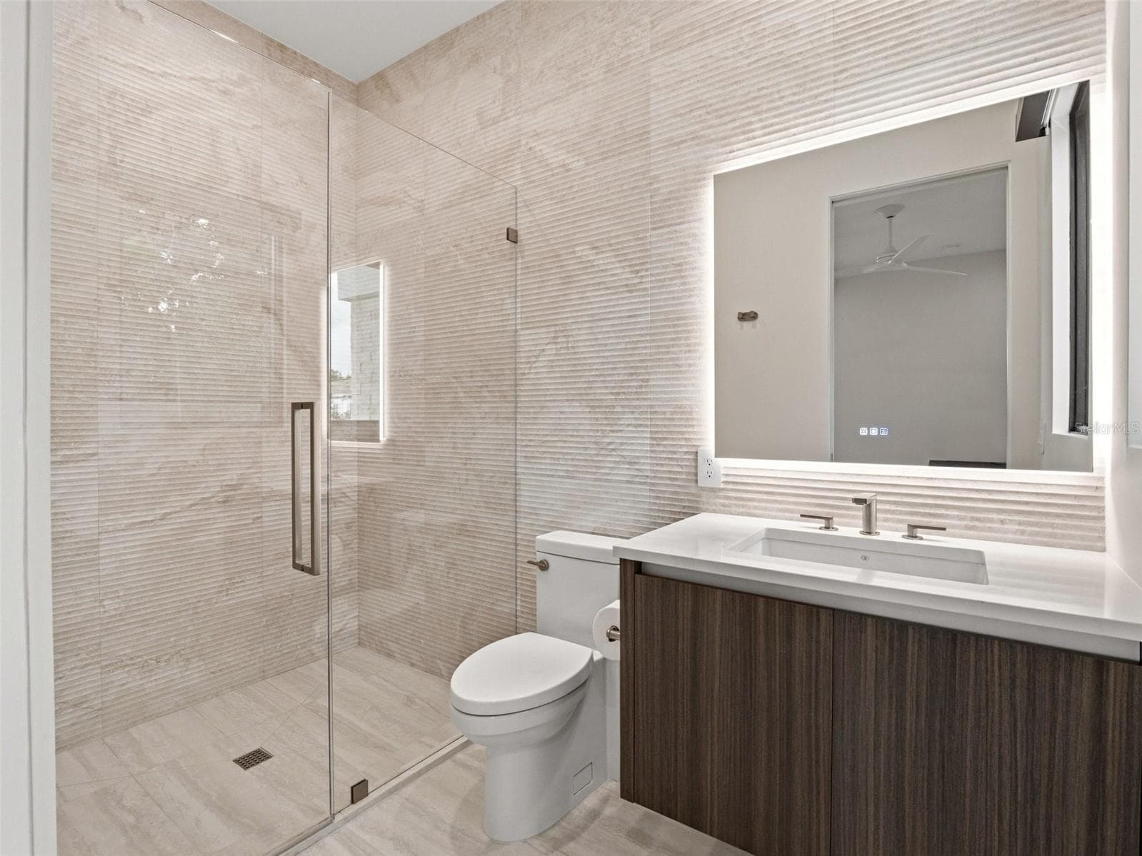 Full Bath for Bedroom 5 - 8643 FARTHINGTON WAY, ORLANDO