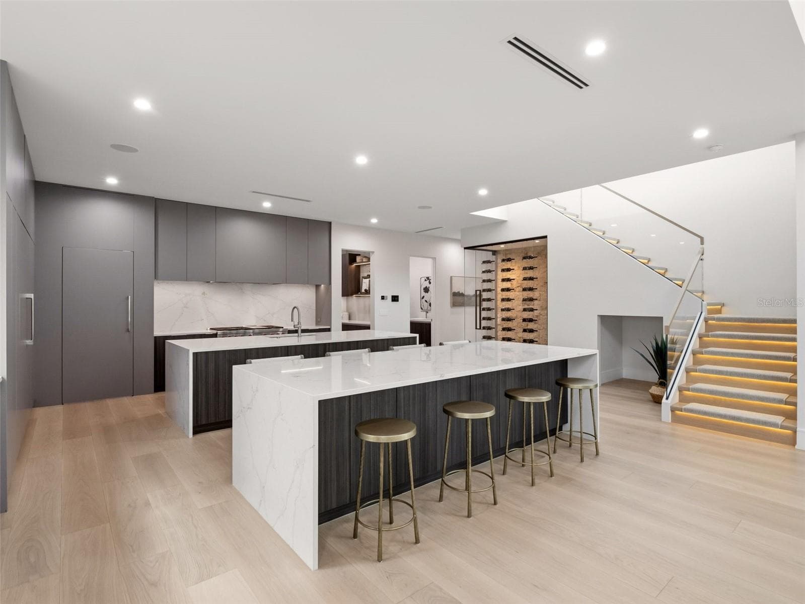 Gourmet Kitchen - 8643 FARTHINGTON WAY, ORLANDO