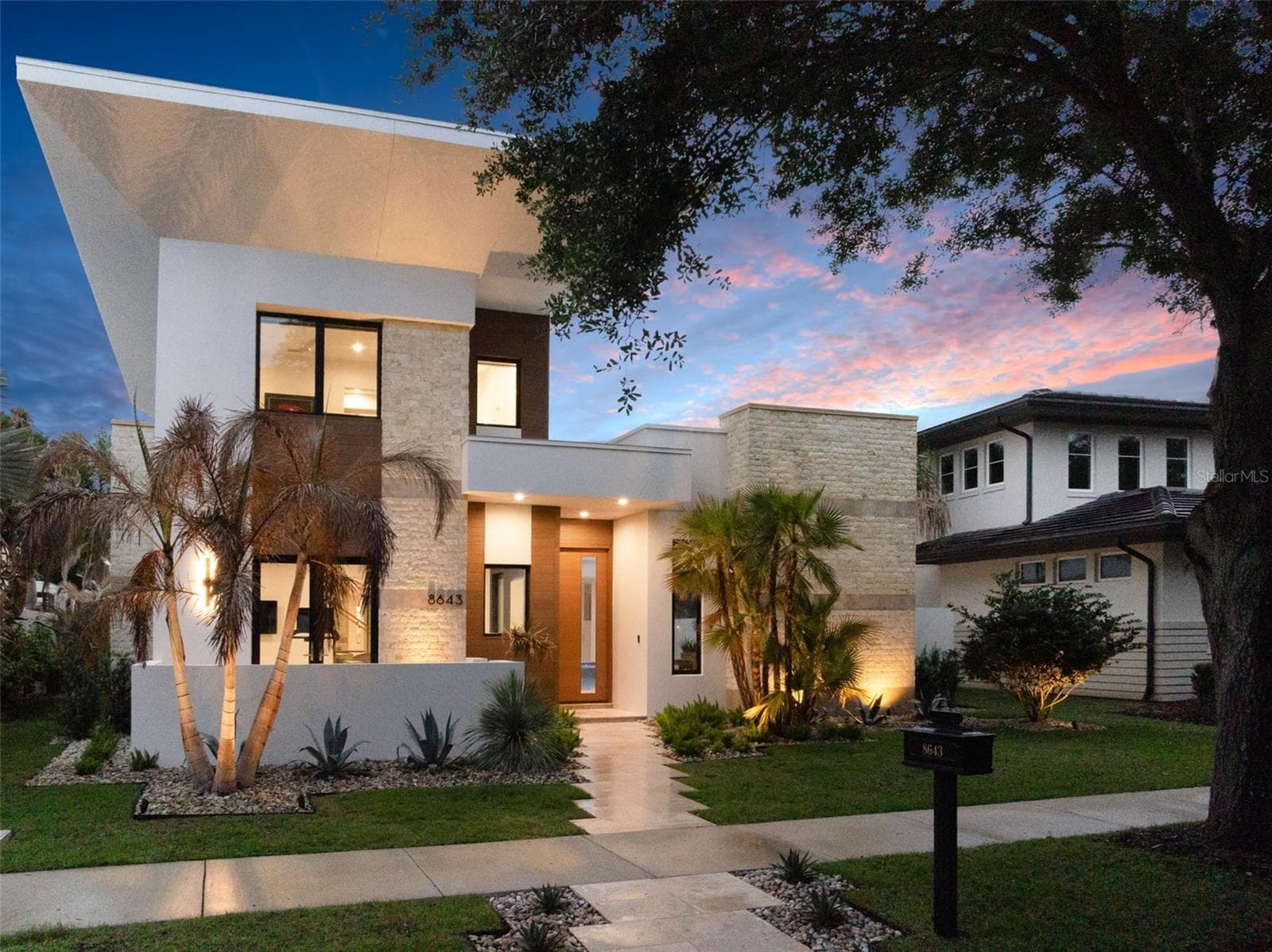 Front at Dusk - 8643 FARTHINGTON WAY, ORLANDO