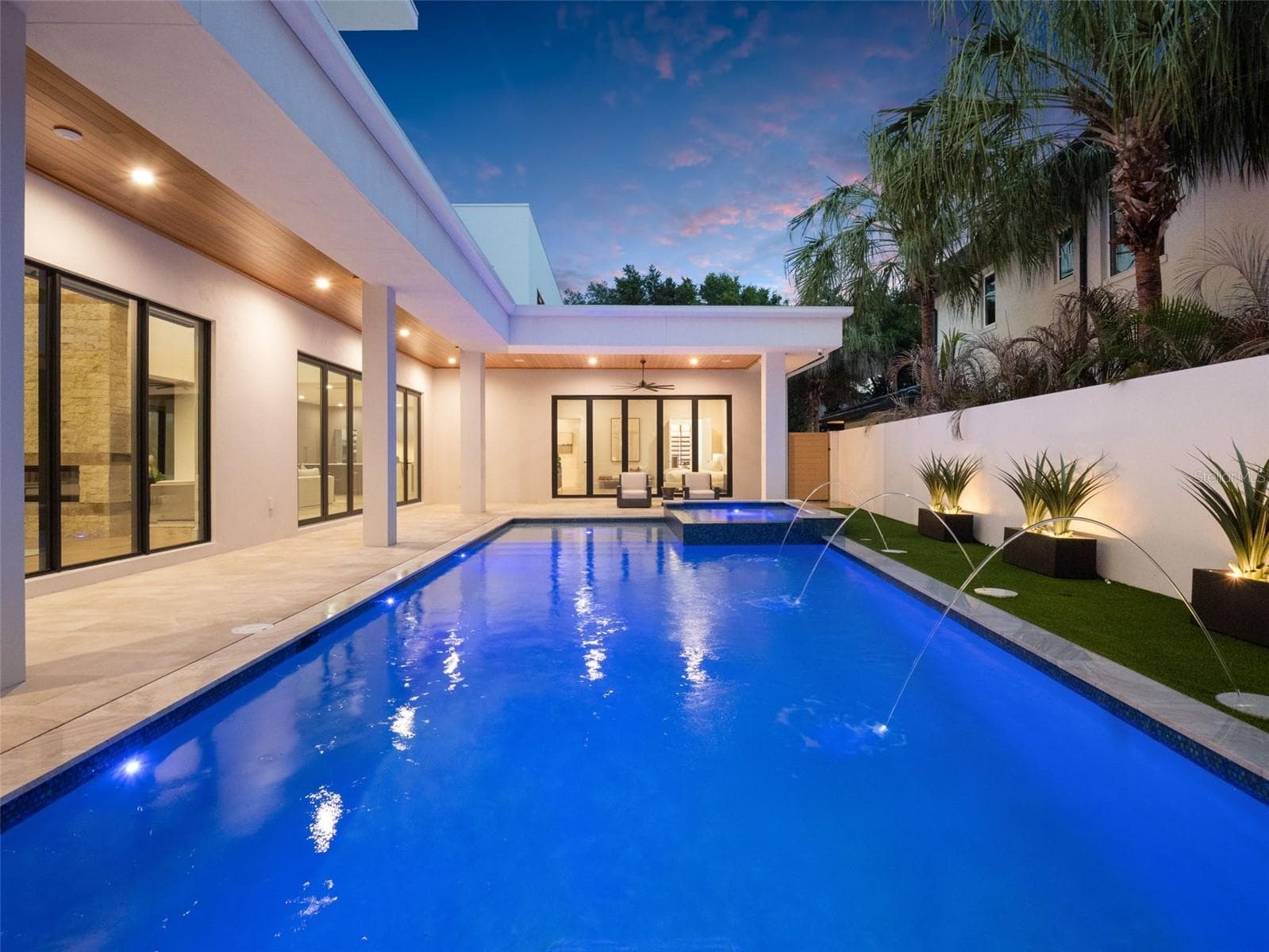 Pool & Spa at Dusk - 8643 FARTHINGTON WAY, ORLANDO