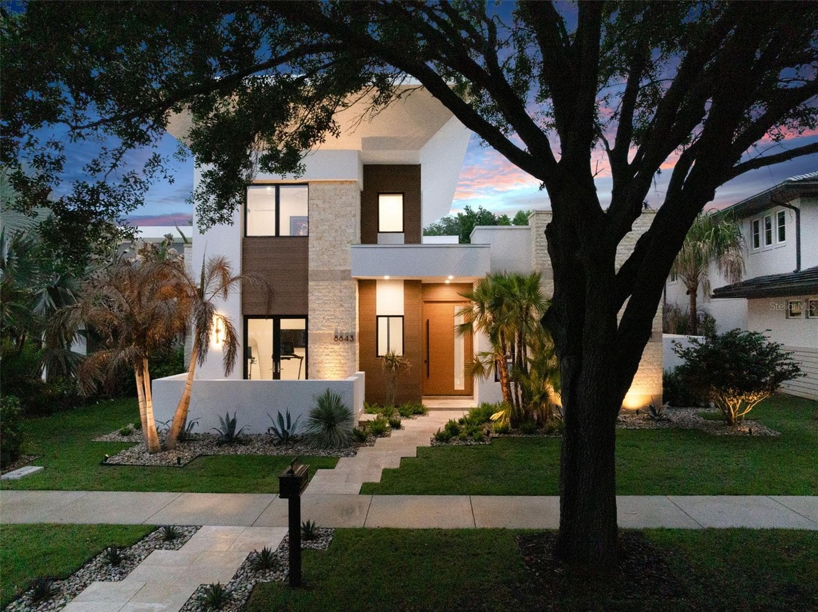 Front at Dusk - 8643 FARTHINGTON WAY, ORLANDO