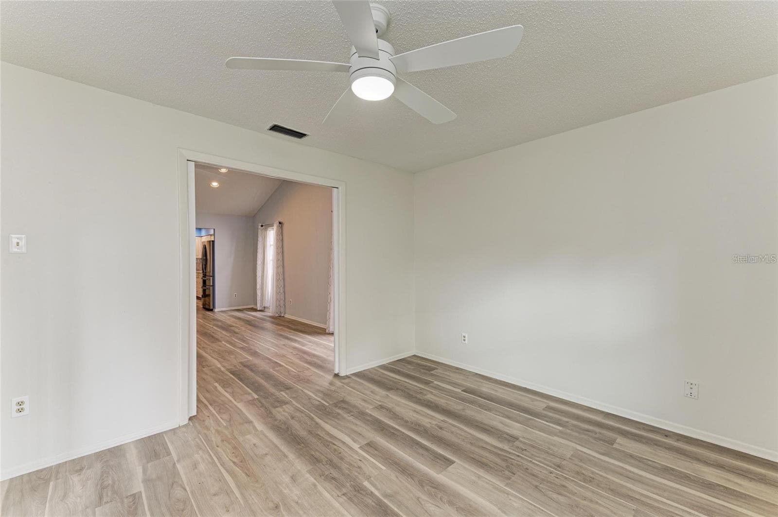 Villa at 7287 ELEANOR CIR #15, SARASOTA, photo 17 of 33