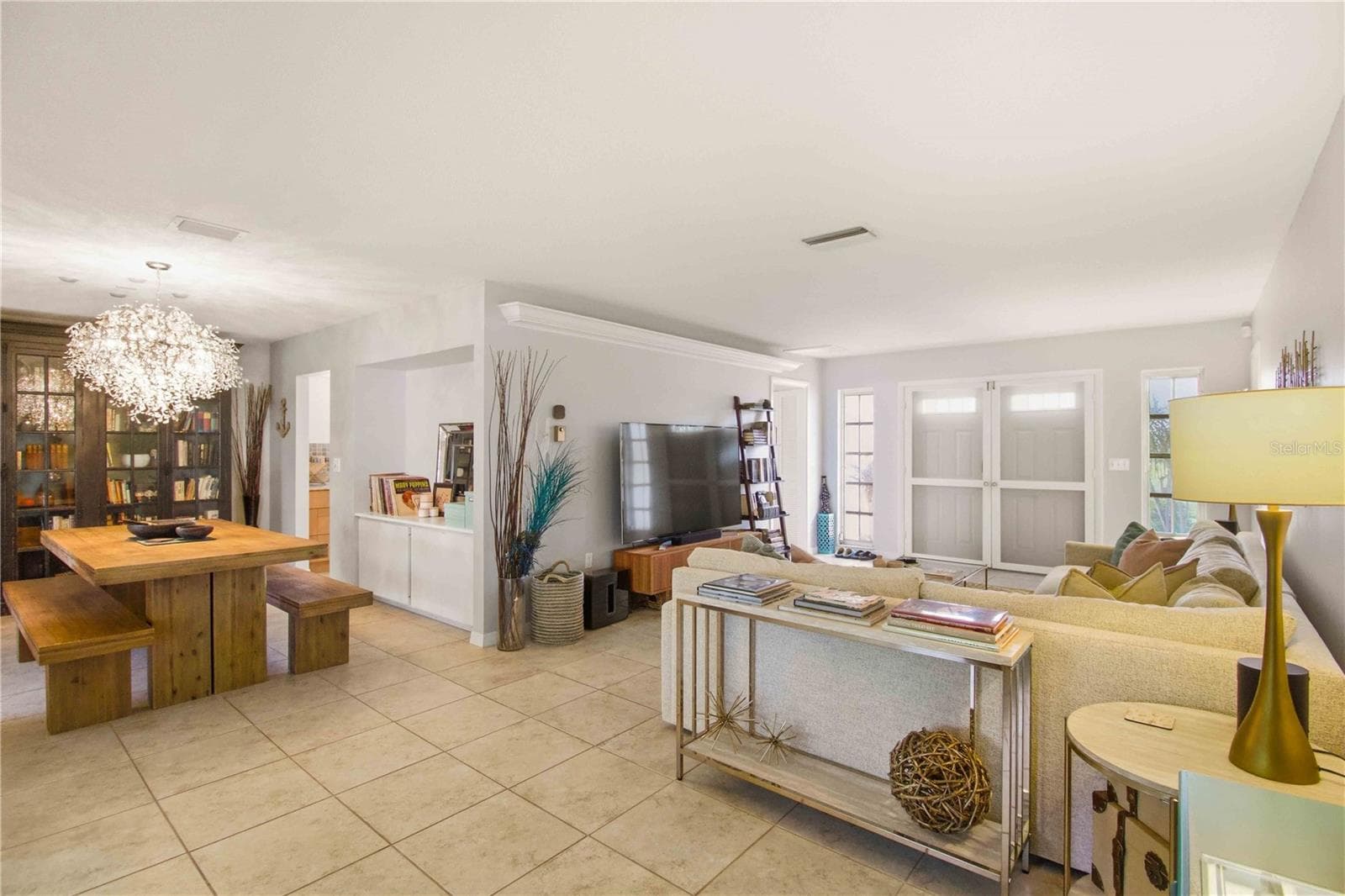 Villa at 7354 W COUNTRY CLUB DR N, SARASOTA, photo 11 of 36