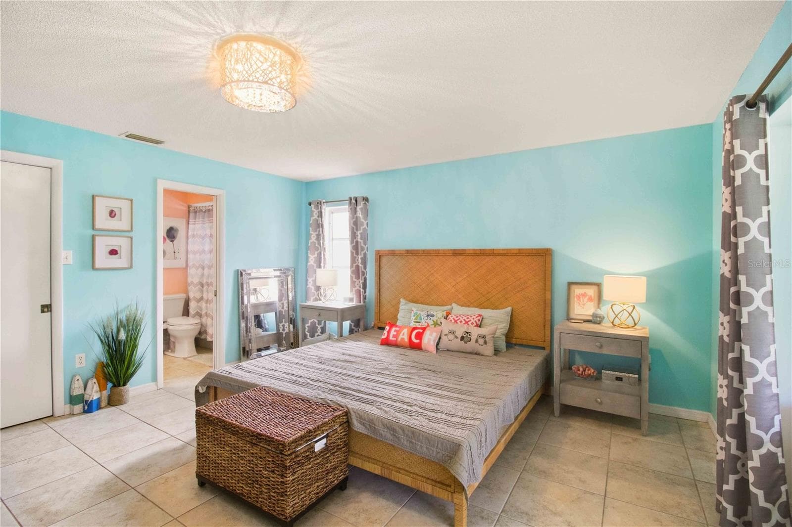 Primary bedroom - 7354 W COUNTRY CLUB DR N, SARASOTA