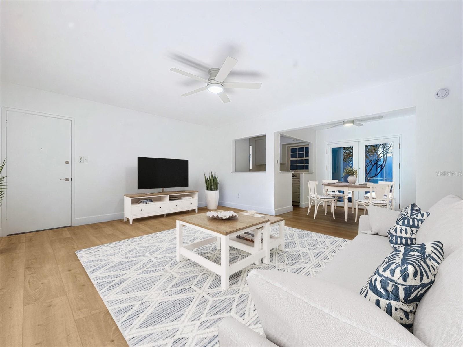 LIVING ROOM WITH WATER VIEW - 1800 PASS-A-GRILLE WAY #2, ST PETE BEACH