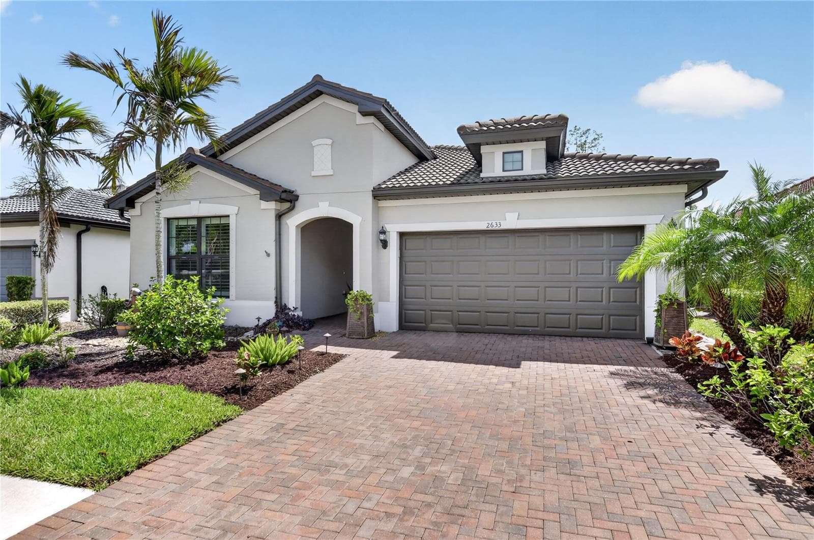 2633 DAISY DR