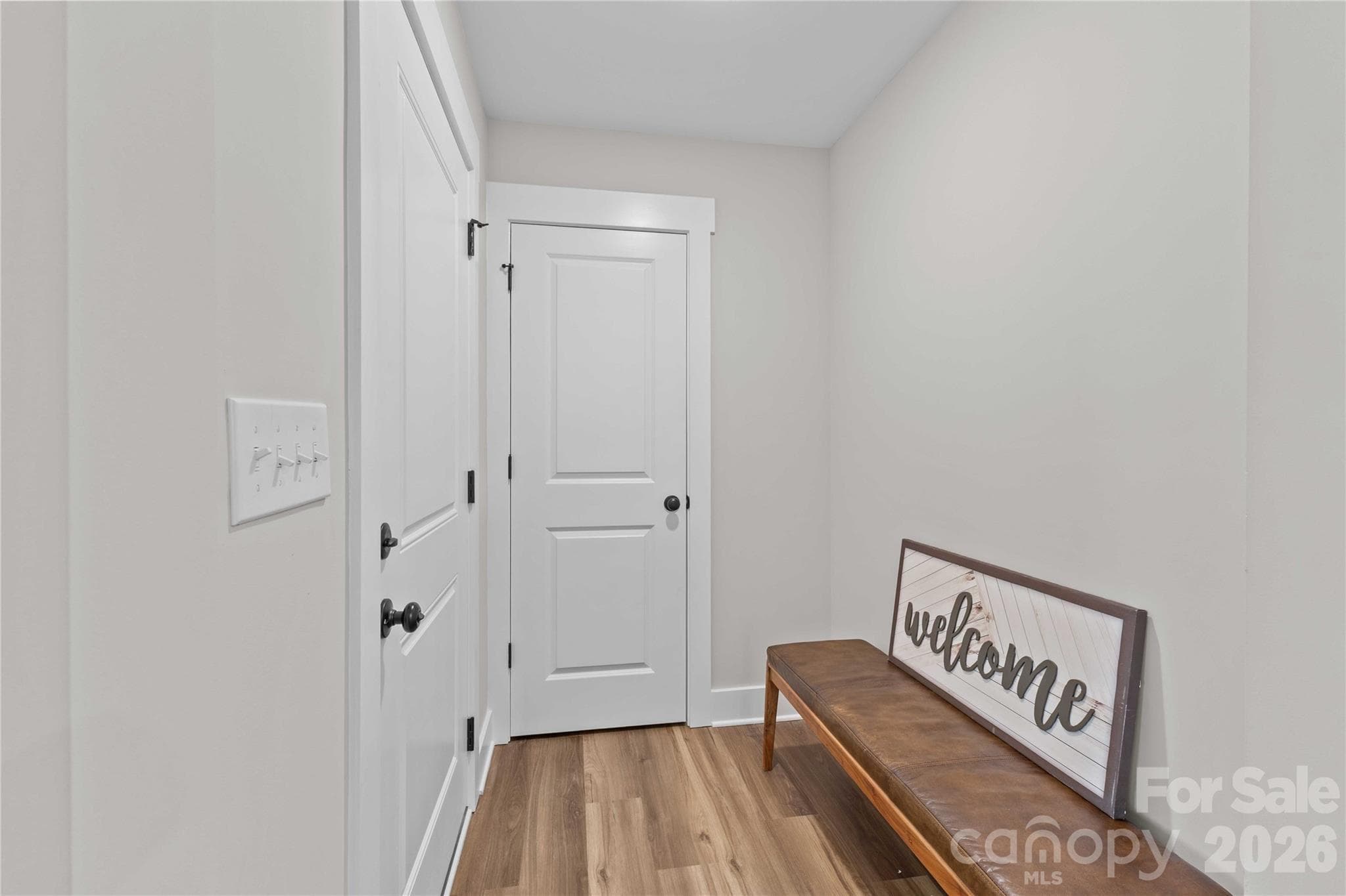 Single Family Residence at 4581 Riverside Road, Lancaster, photo 5 of 43