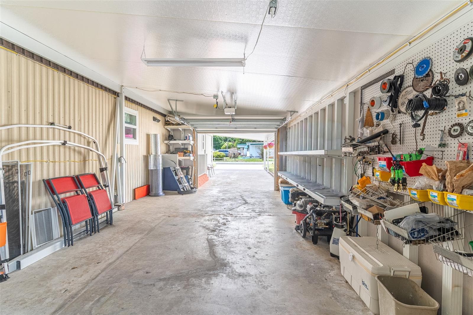 Mobile Home at 1818 BLUE LAKE DR, LAKELAND, photo 24 of 43