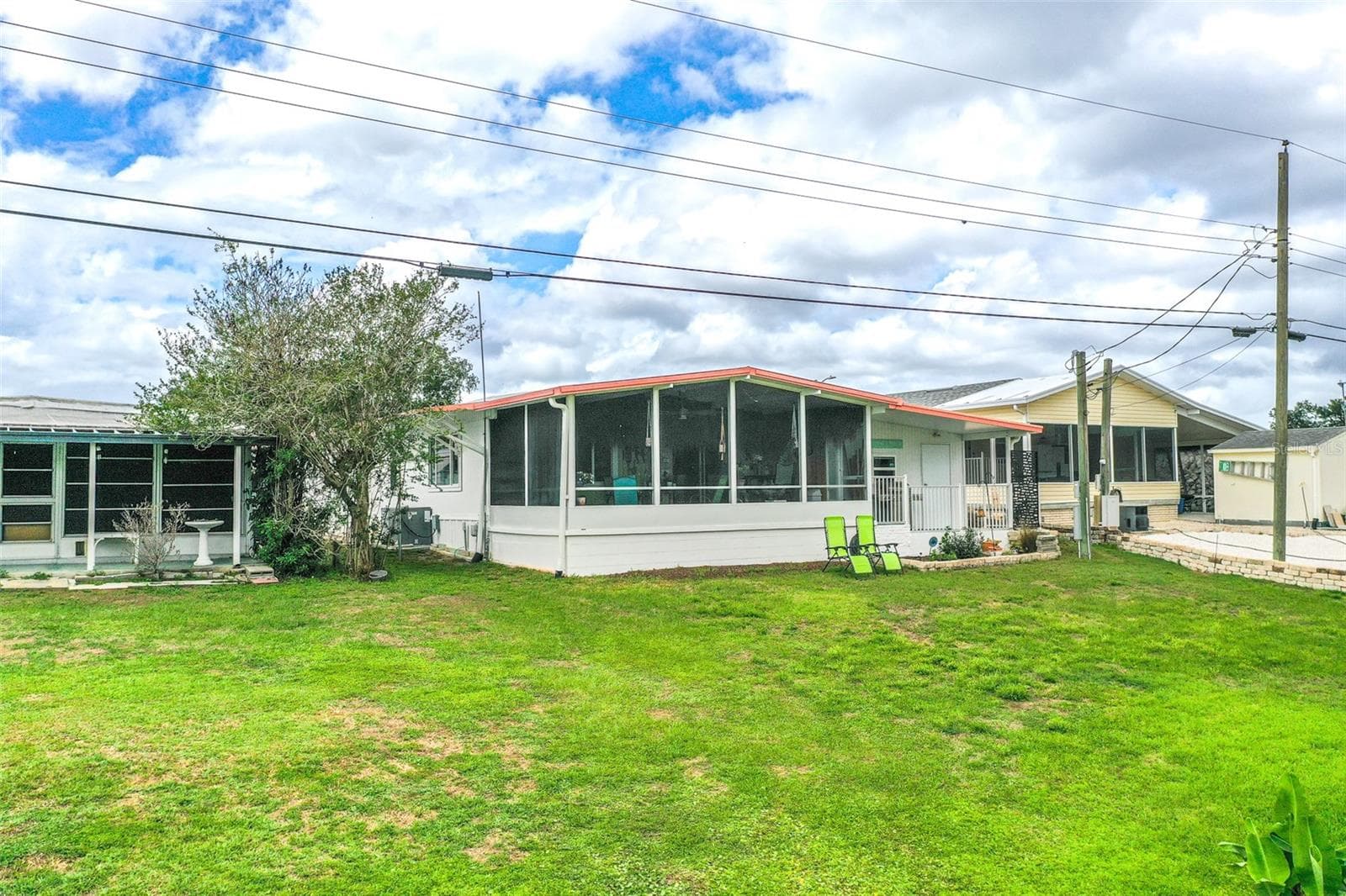 Mobile Home at 1818 BLUE LAKE DR, LAKELAND, photo 40 of 43