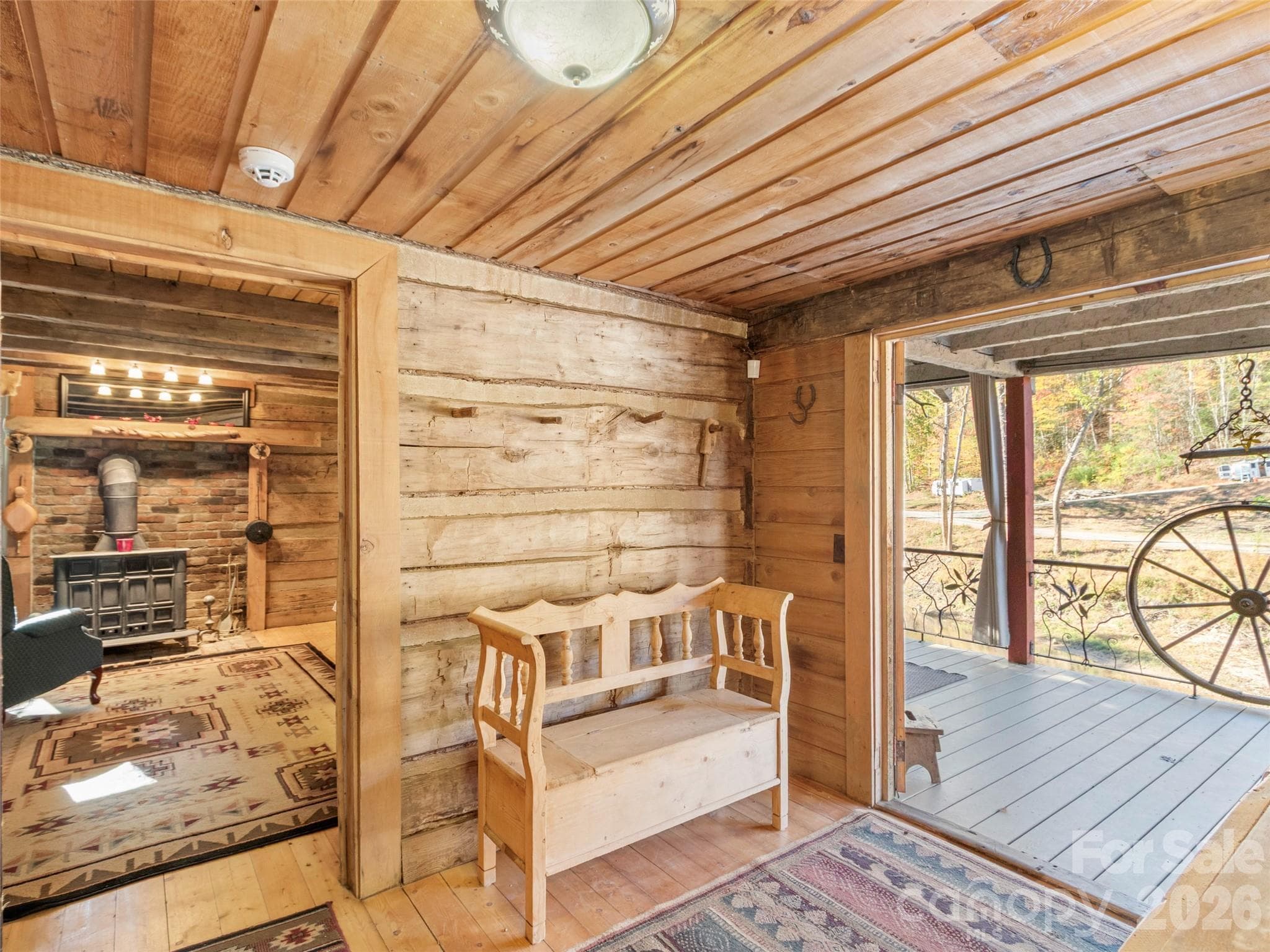 Foyer to porch - Burnsville