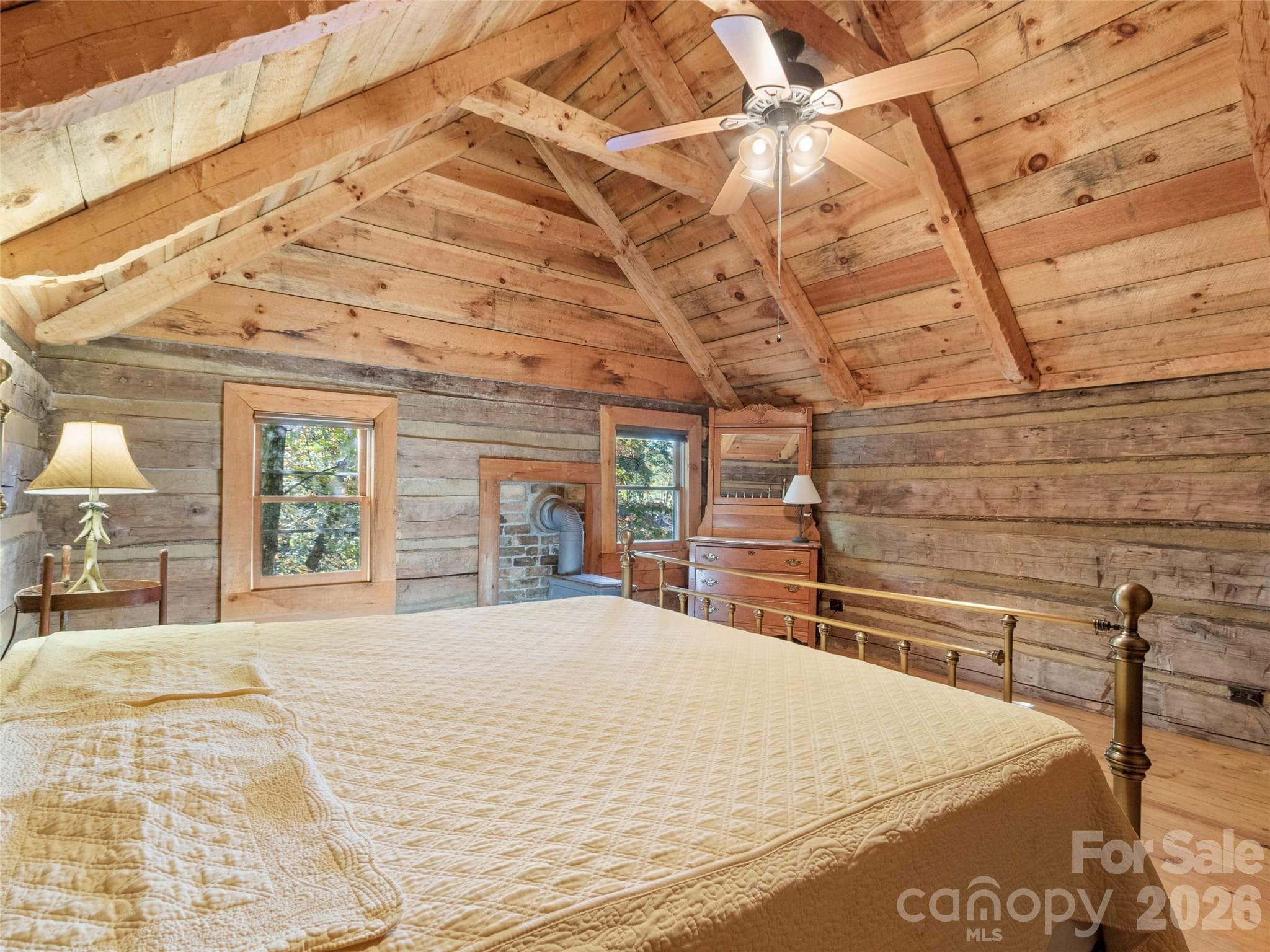 Primary bedroom - Burnsville