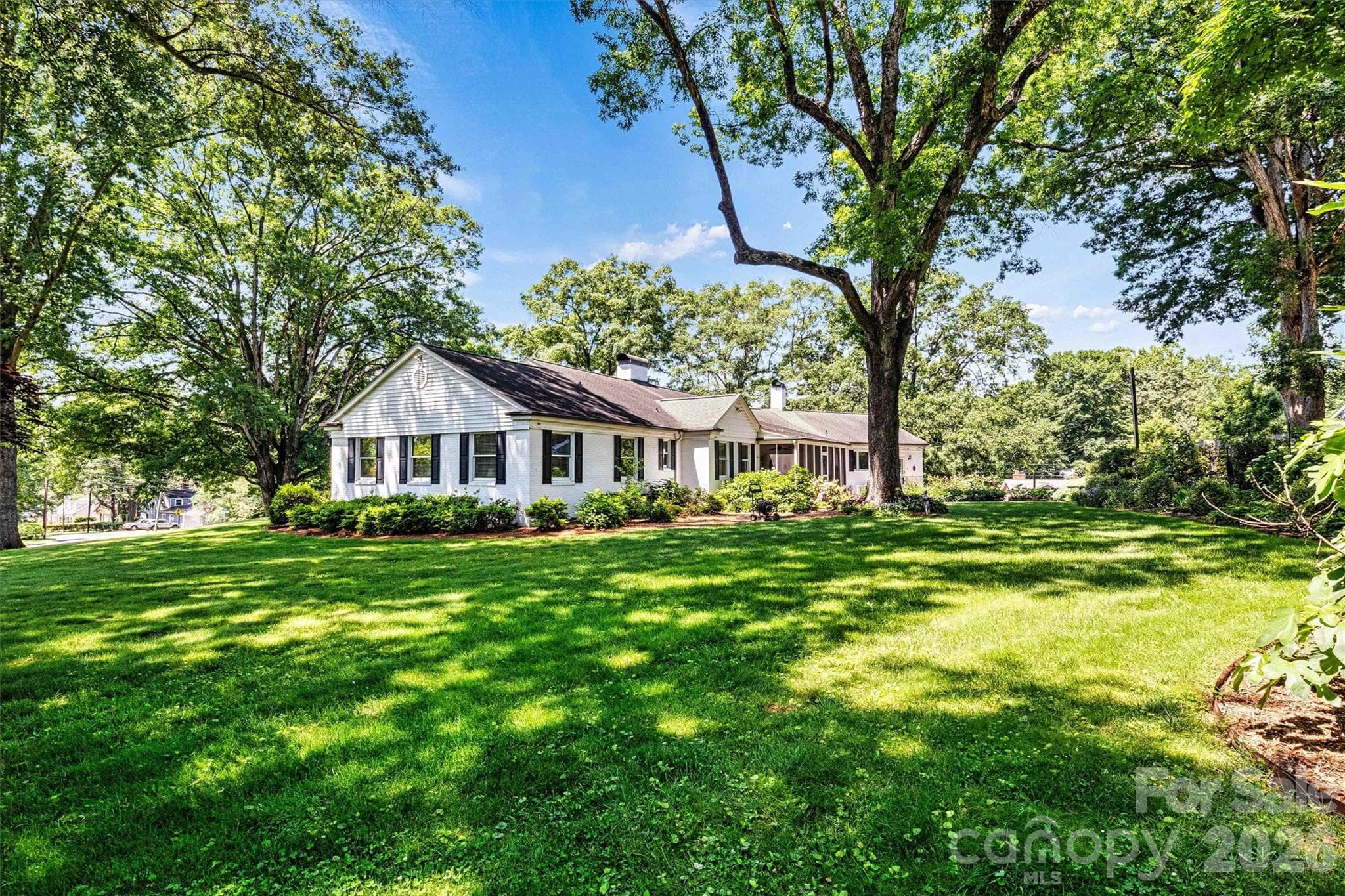 Backyard/Side View - Hickory