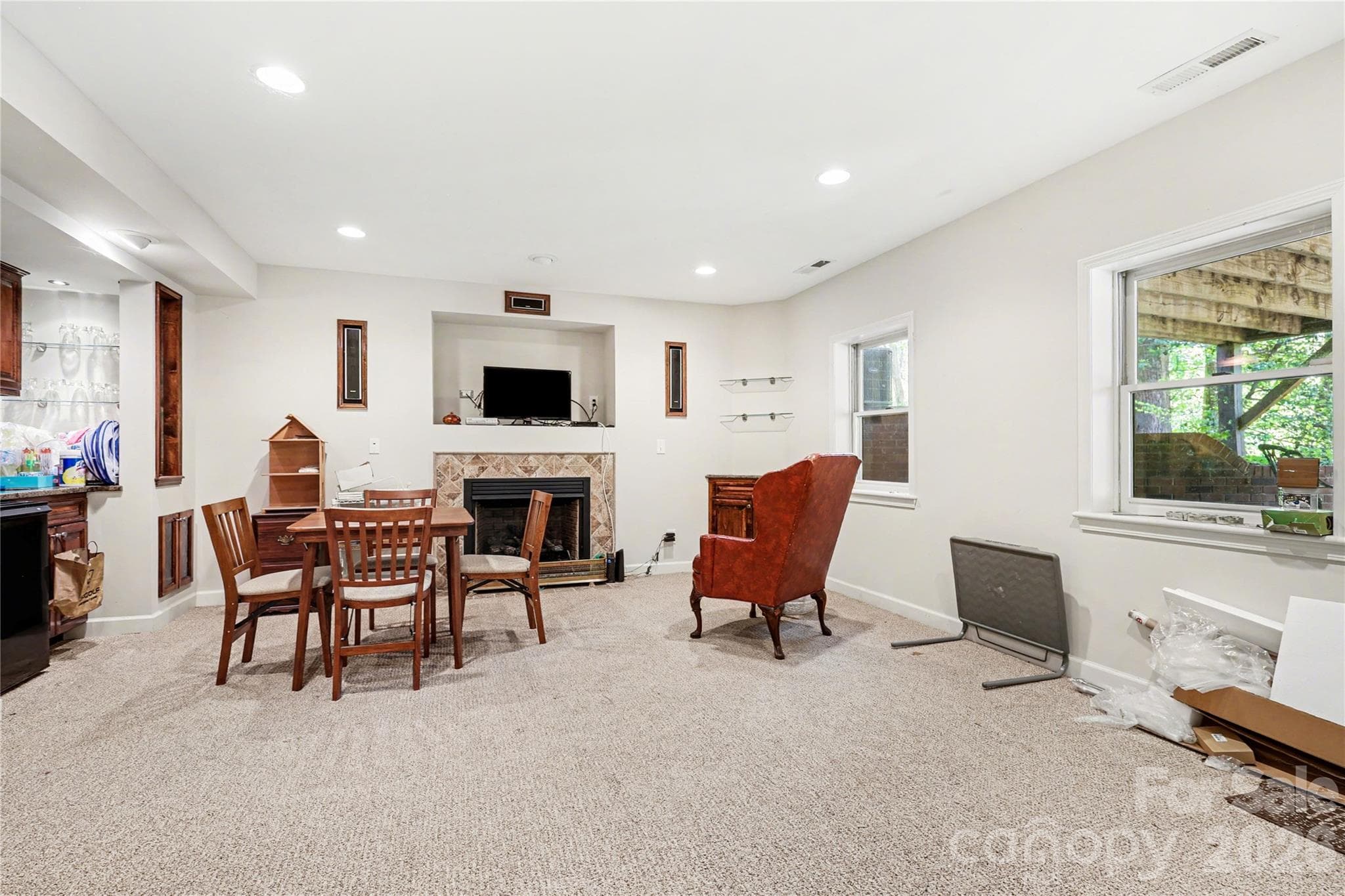 Single Family Residence at Winston Salem, photo 17 of 30