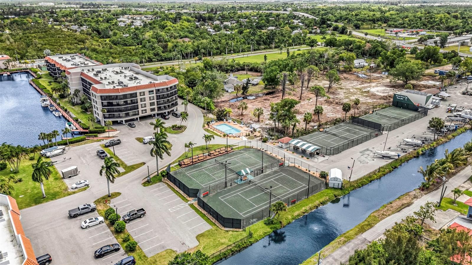 Condominium at 25188 MARION AVE #E212, PUNTA GORDA, photo 37 of 49