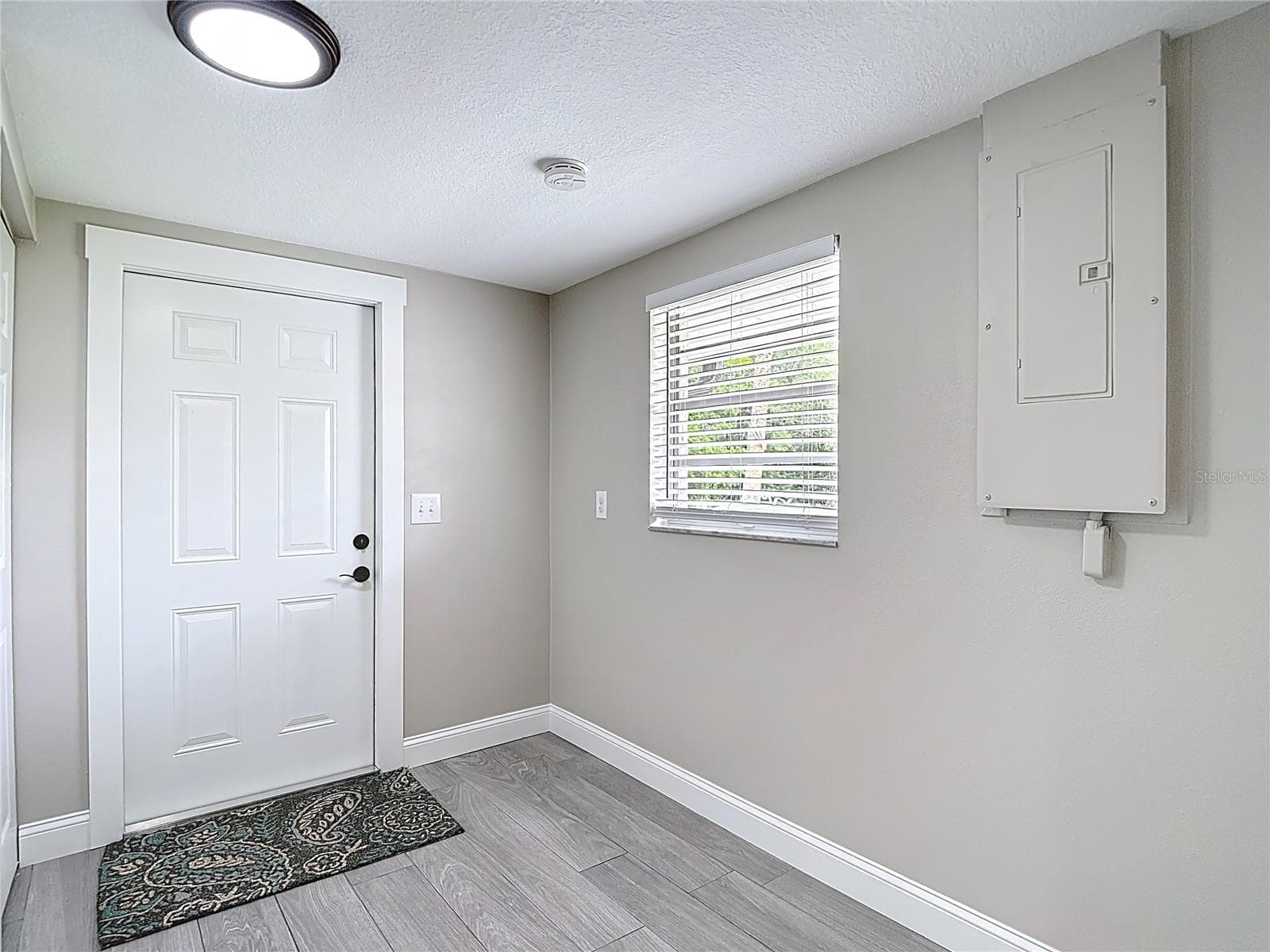 Single Family Residence at 14306 GUAVA STREET, HUDSON, photo 17 of 33