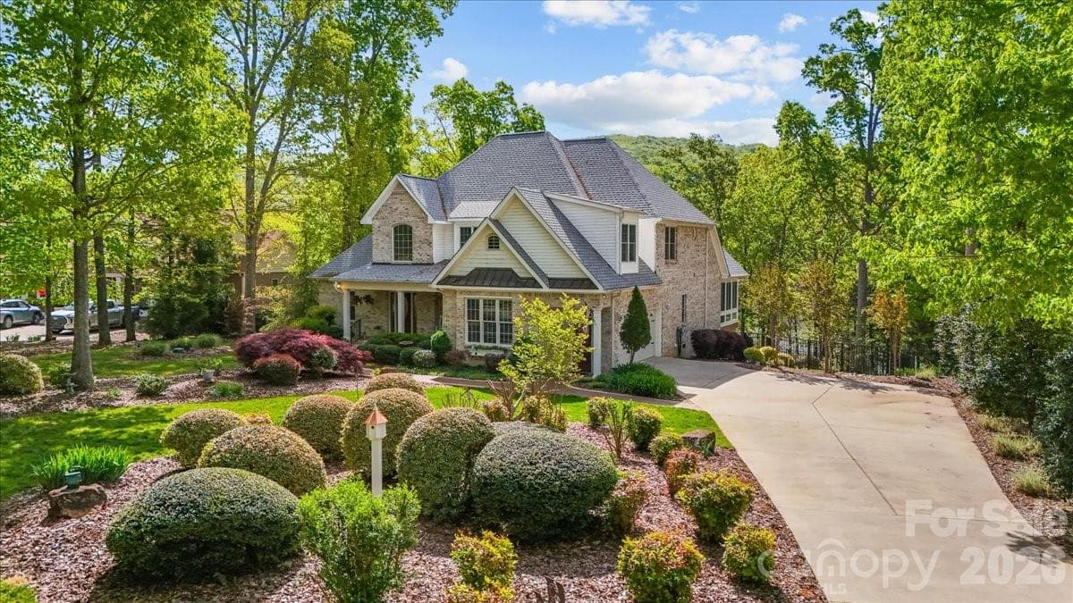 Single Family Residence at Lexington, photo 8 of 59