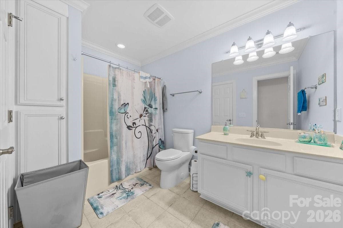 Single Family Residence at Lexington, photo 44 of 59