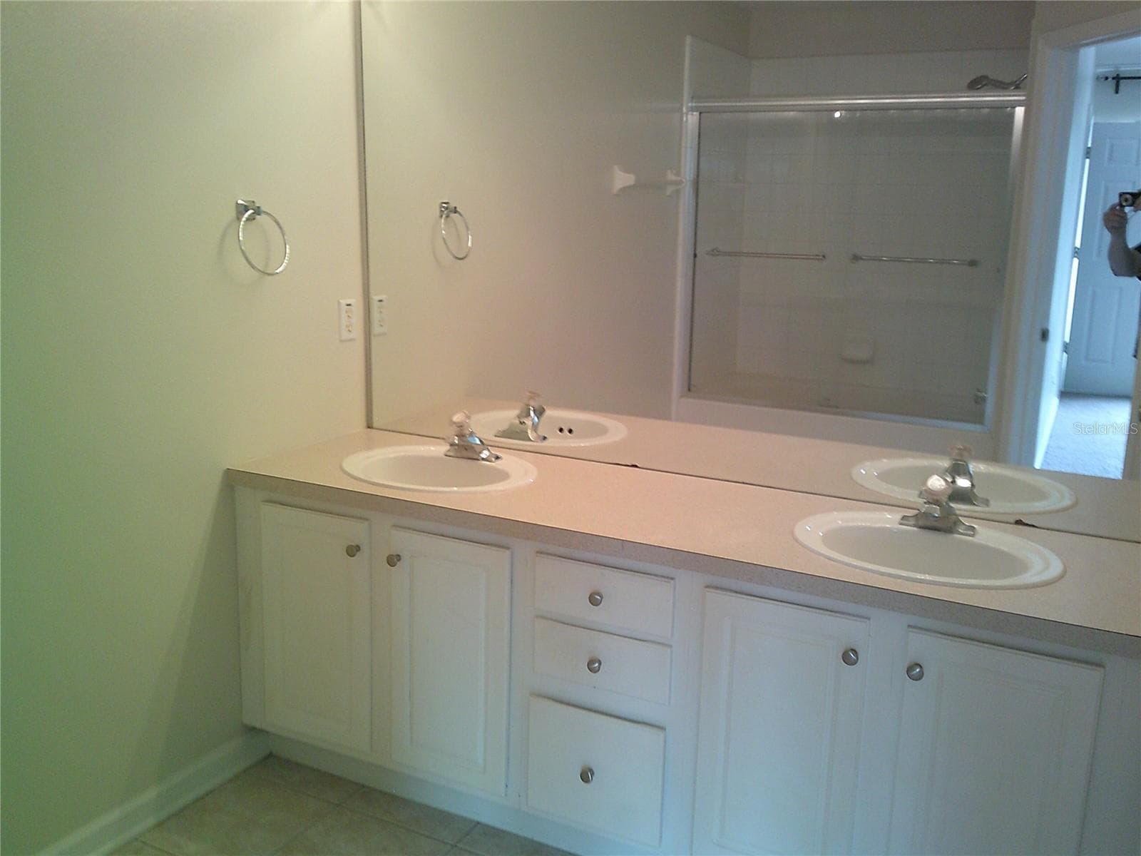 Primary en suite bathroom - 6292 TWAIN ST #107, ORLANDO