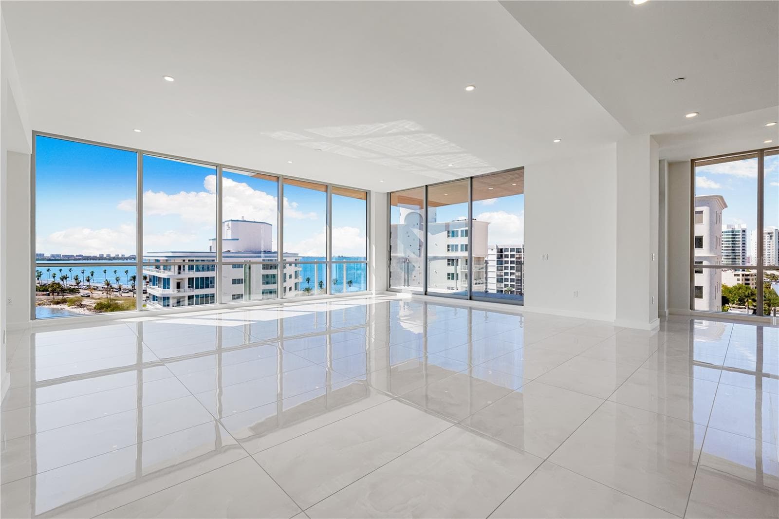 Condominium at 111 GOLDEN GATE #701, SARASOTA, photo 8 of 77
